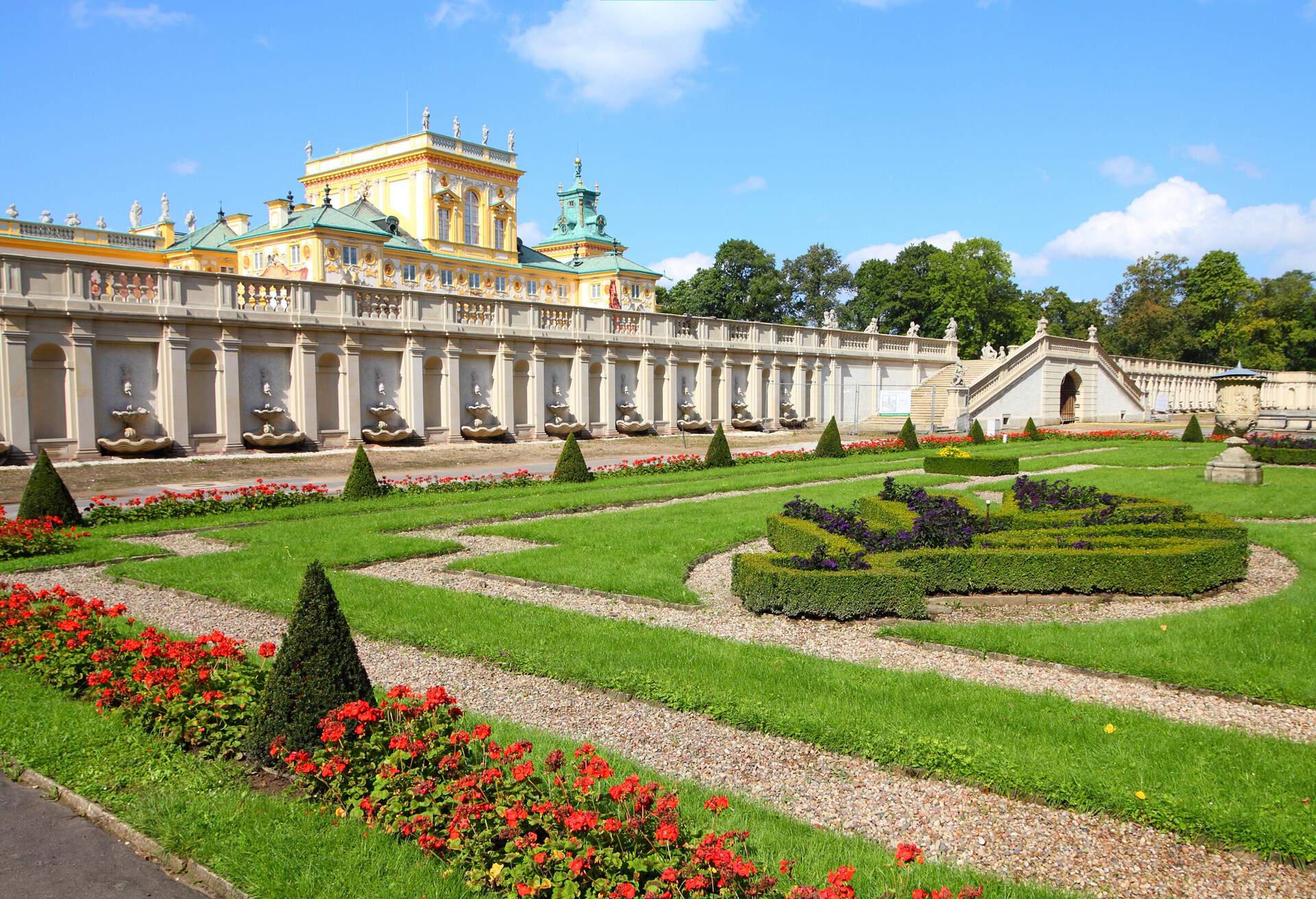 DEST_POLAND_WARSAW_WILANOW-PALACE_GettyImages-177520835