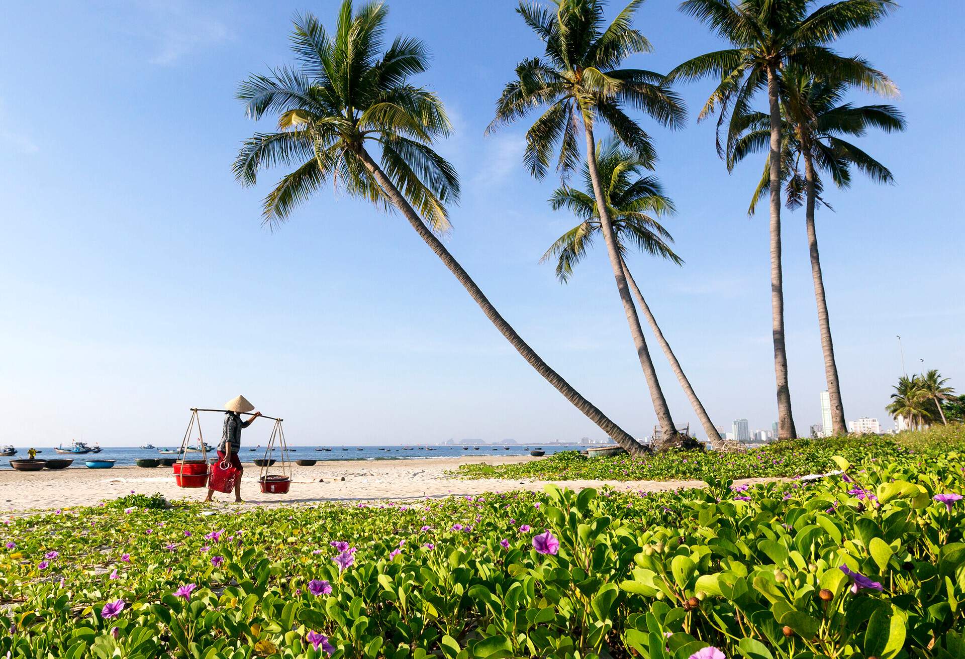 DEST_VIETNAM_DA-NANG_BEACH_GettyImages-1255546702