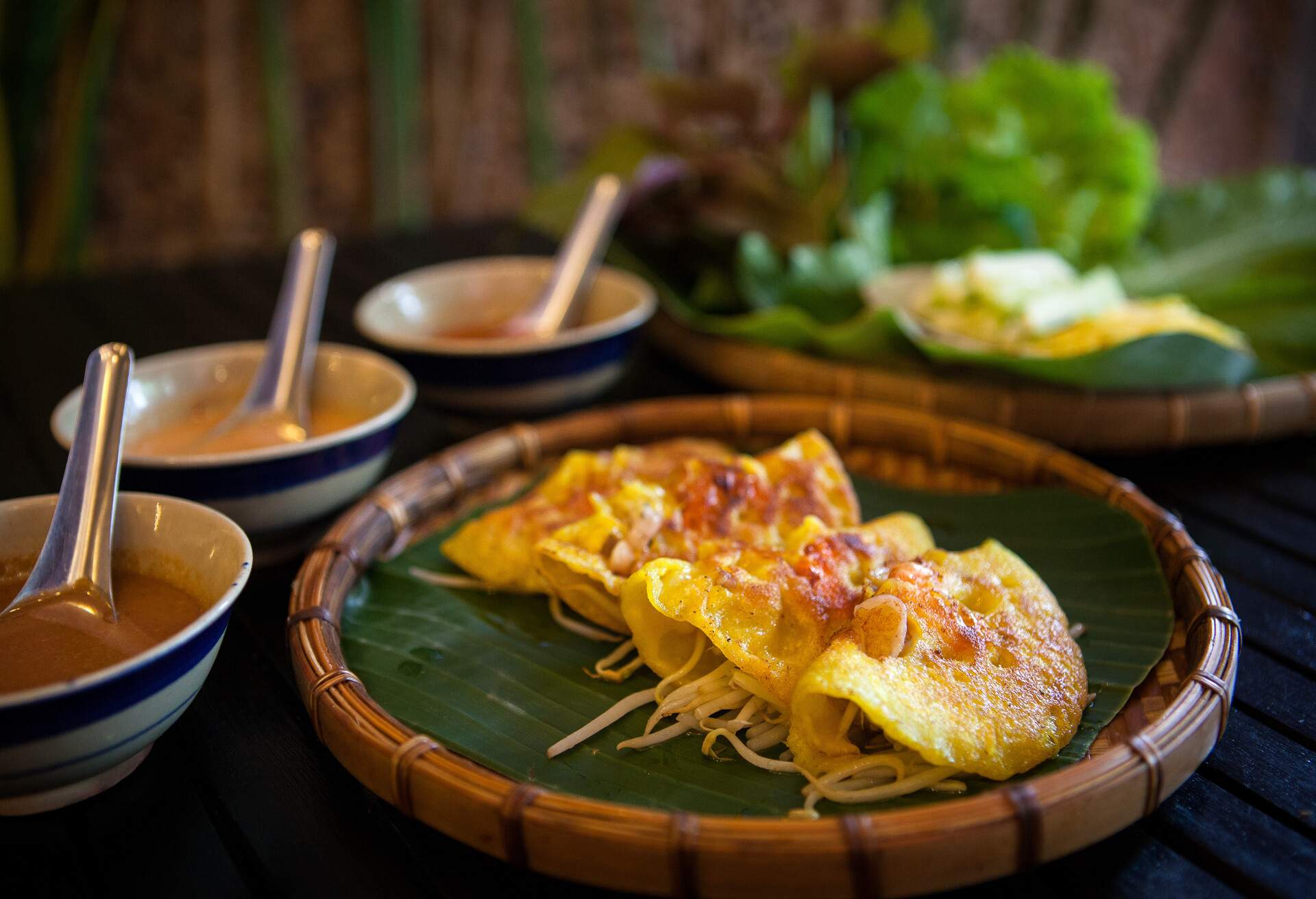 THEME_FOOD_BANH_XEO_GettyImages-565238409