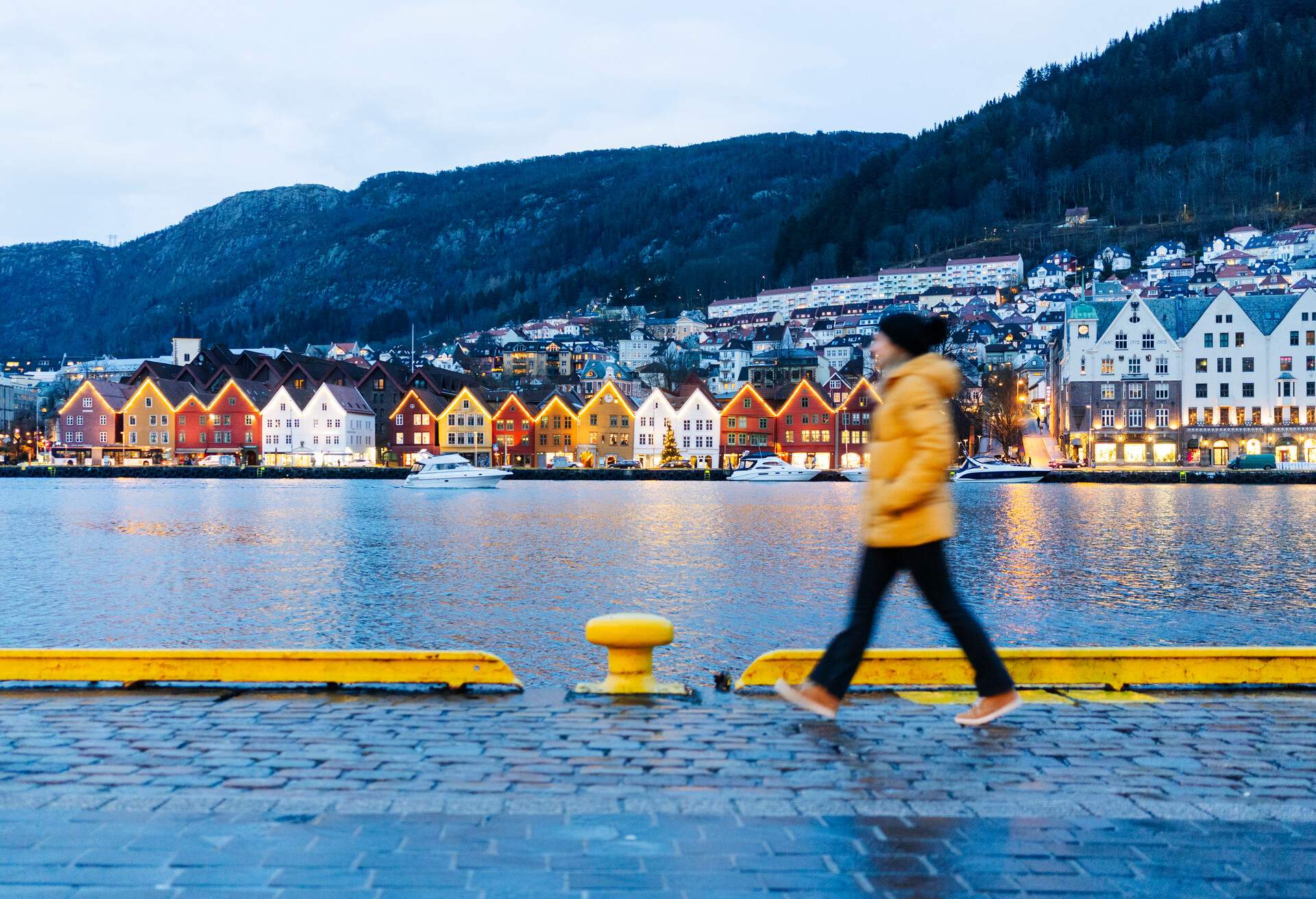 DEST_NORWAY_BERGEN_GettyImages-1202080343