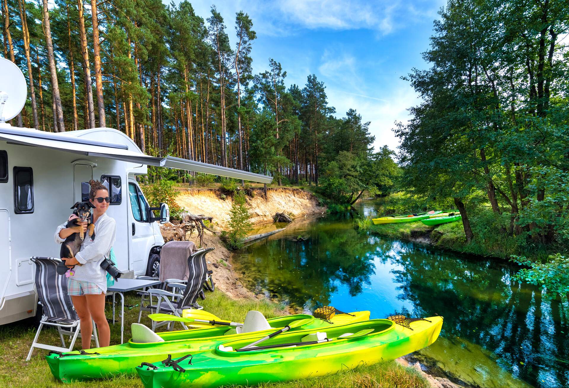 DEST_POLAND_MAZURY_KRUTYNIA-RIVER_THEME_NATURE_CAMPING_KAYAKING_GettyImages-1138556756