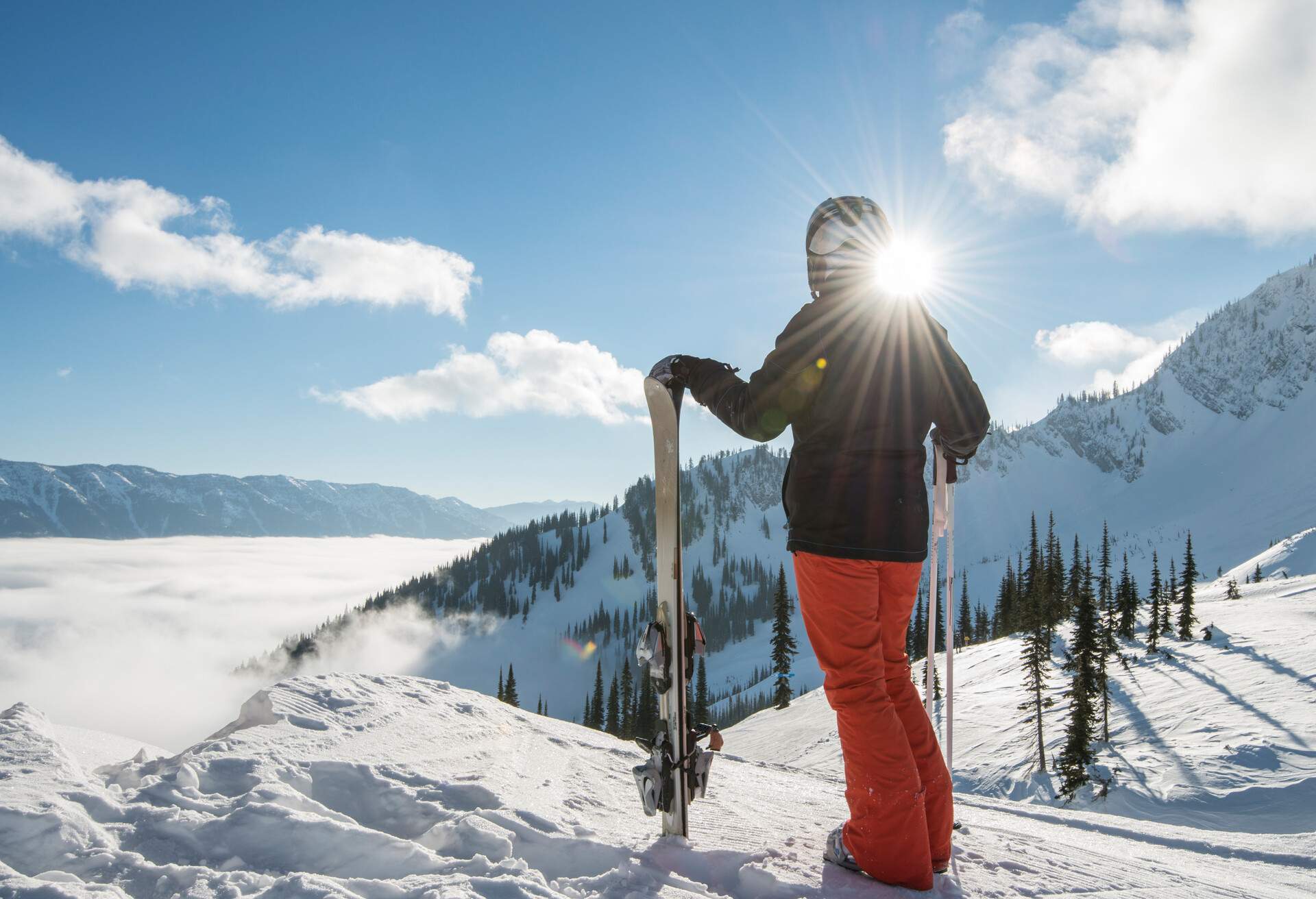 CANADA_FERNIE_PEOPLE_SUN