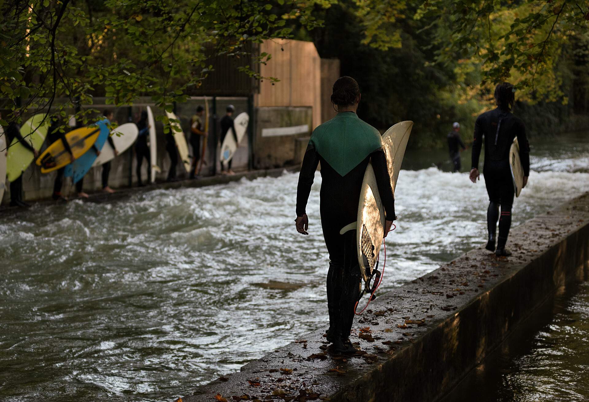 GERMANY_MUNICH_SURFERS_ISBACH_RIVER