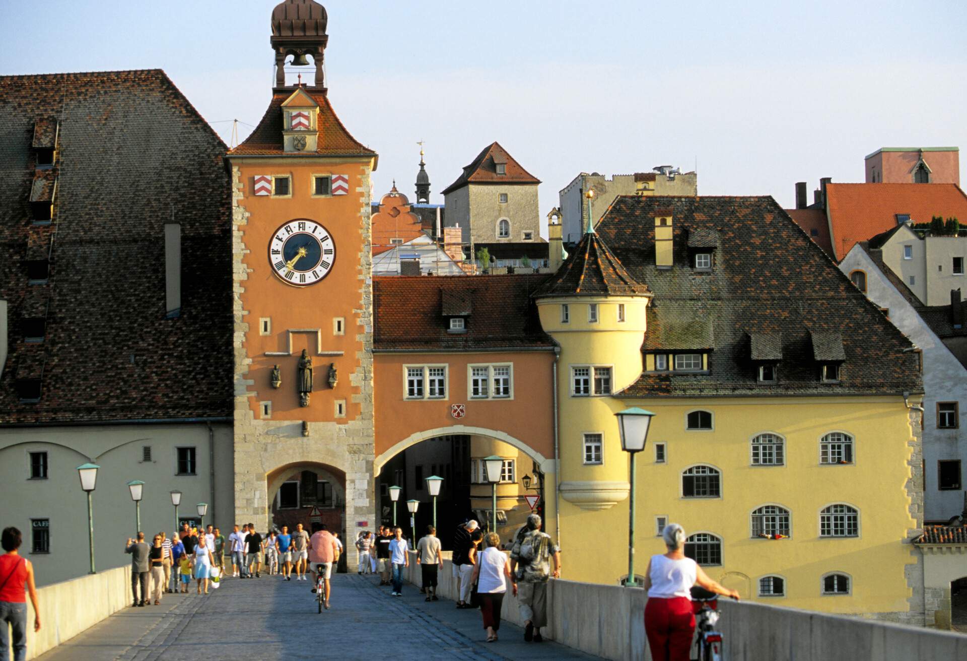 GERMANY_REGENSBURG_BRIDGE_TOWER