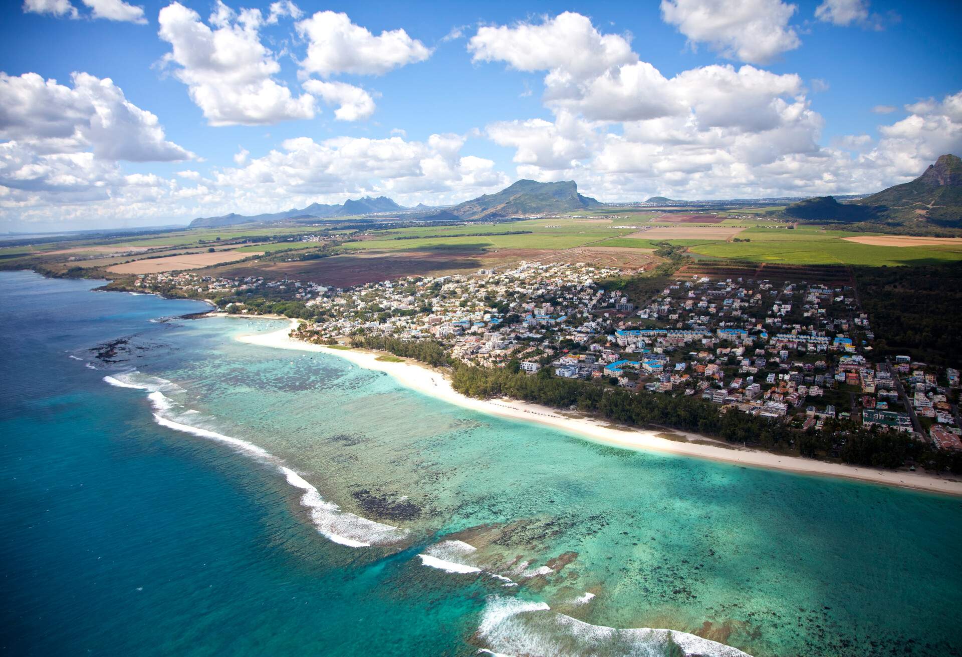 DEST_INDIAN OCEAN_MAURITIUS_GettyImages-155153256