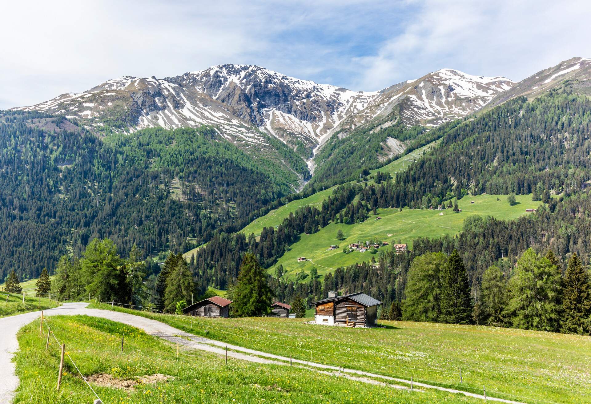 DEST_SWITZERLAND_CHURWALDEN_GettyImages-1238028779