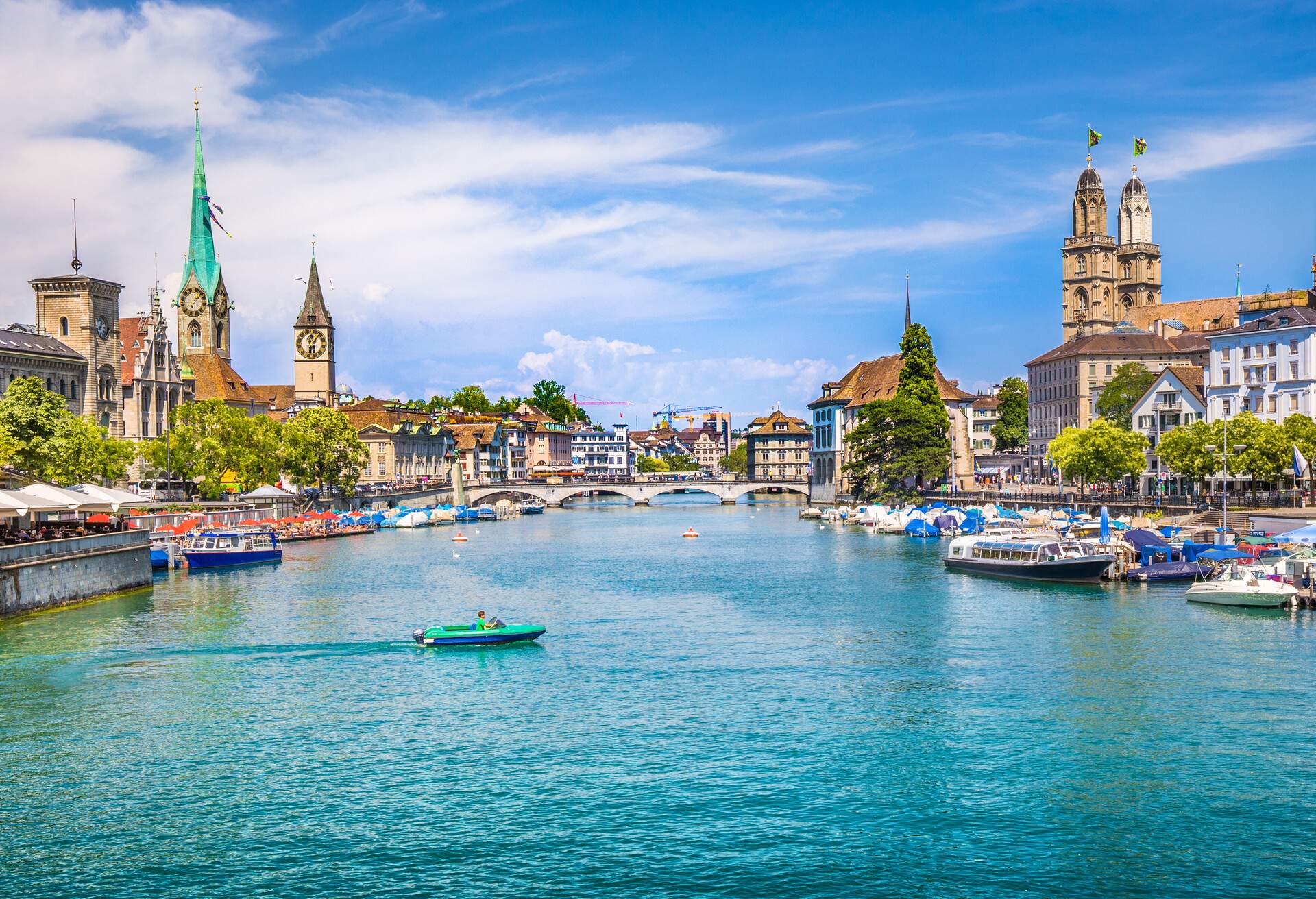 DEST_SWITZERLAND_ZURICH_CITY_CENTRE_LIMMAT-RIVER_GettyImages-911713238