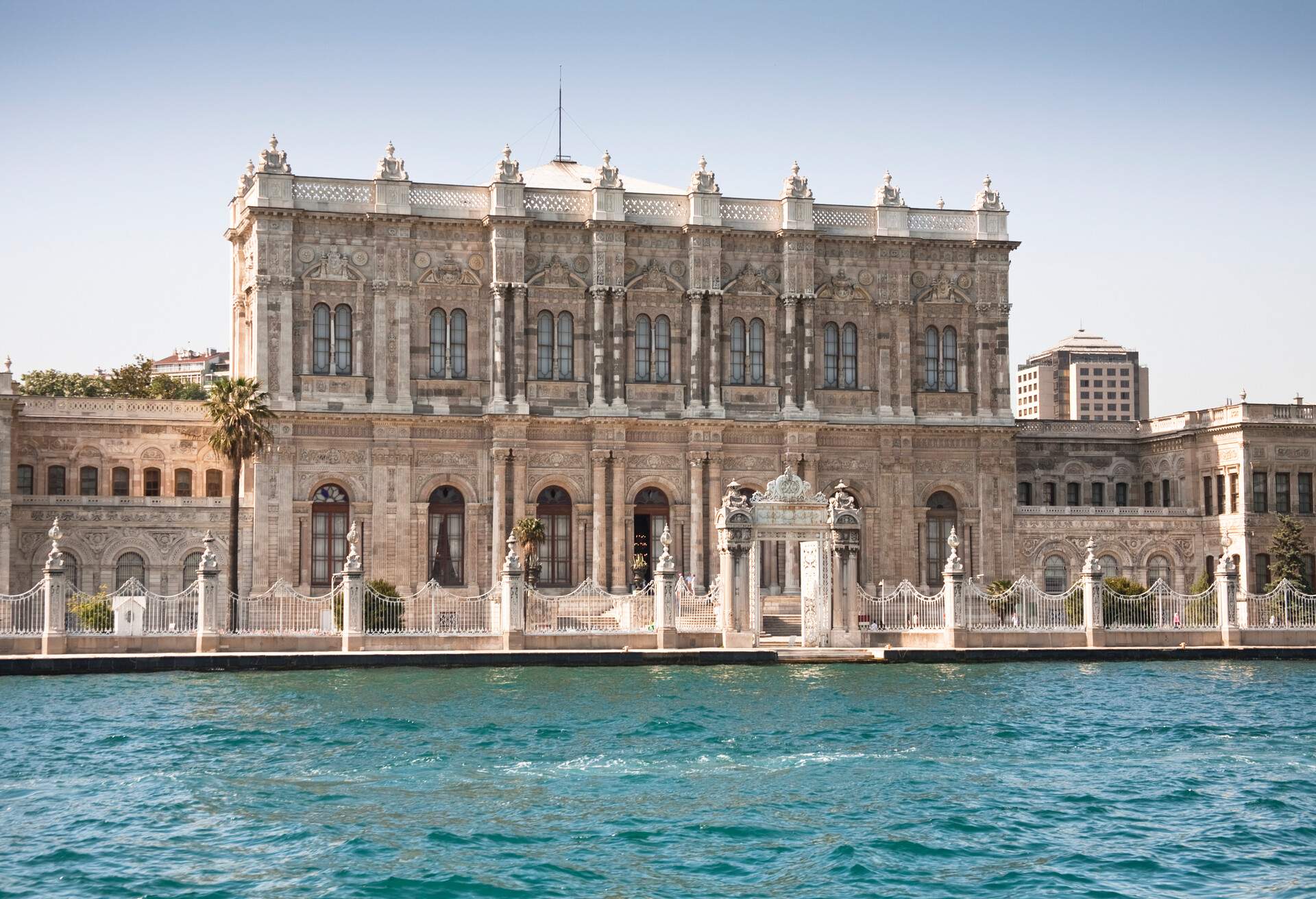 TURKEY, ISTANBUL DOLMABAHCE PALACE