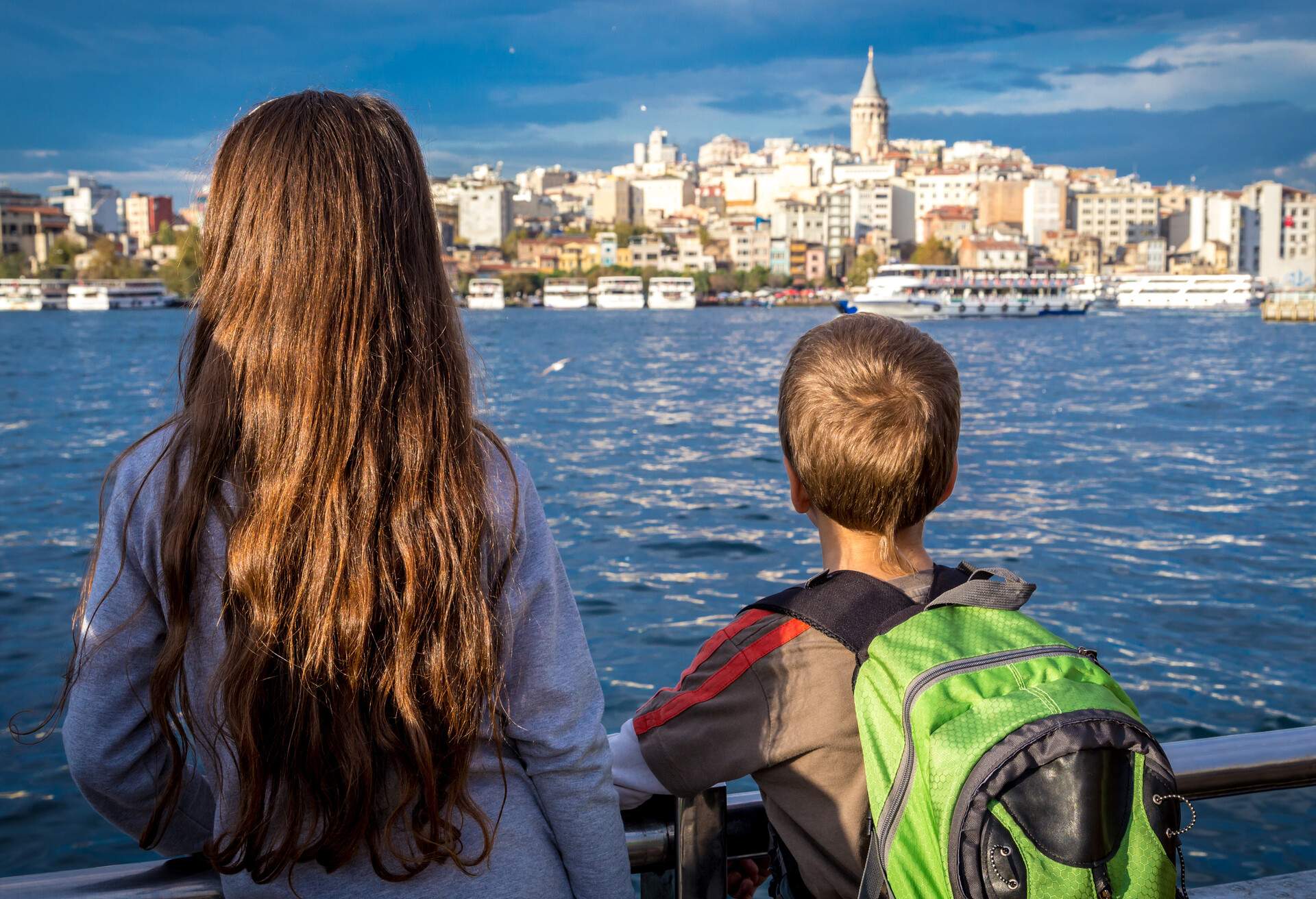 DEST_TURKEY_ISTANBUL_KIDS_GALATA_TOWER_GettyImages-1205611703