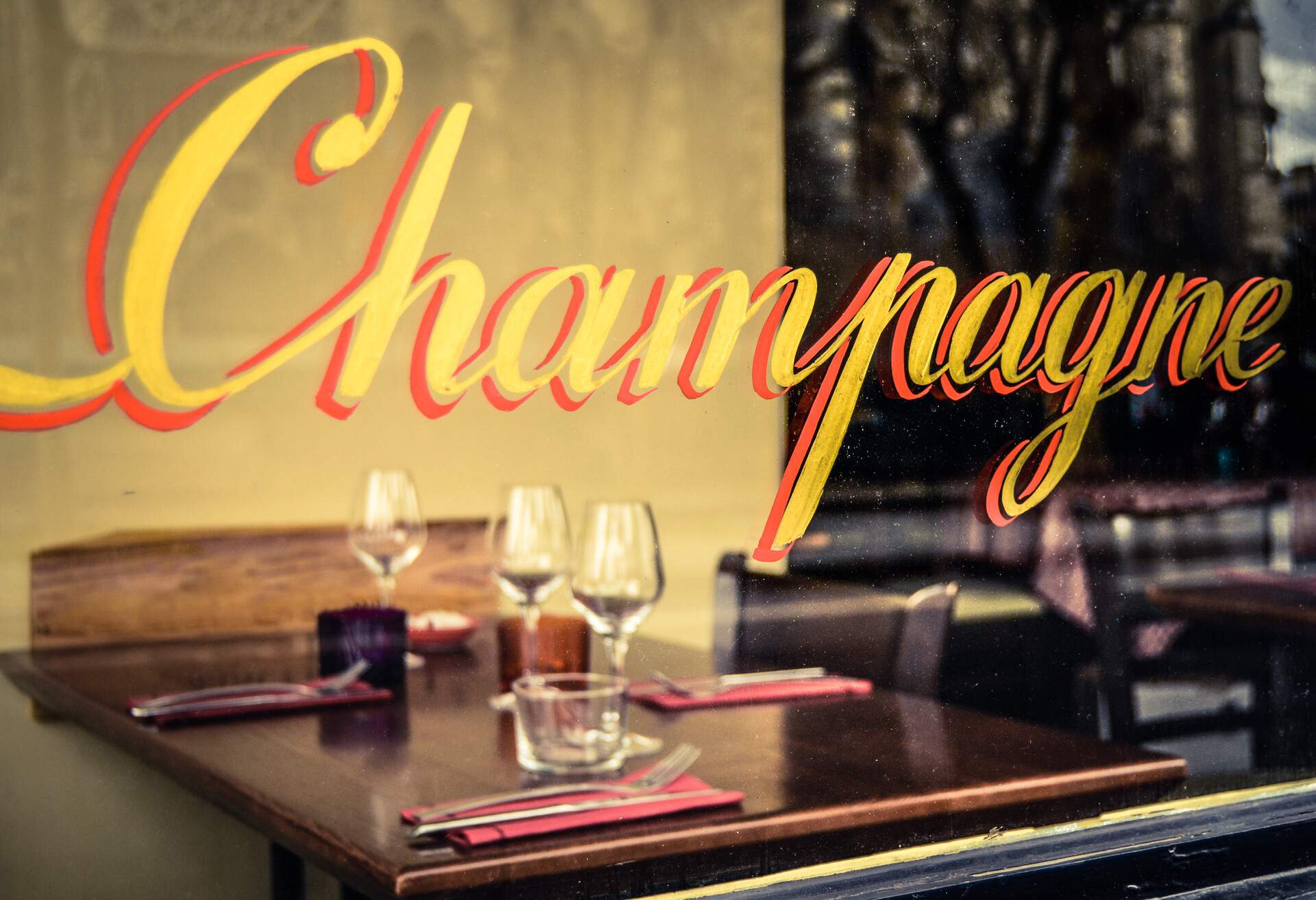 RESTAURANT_CHAMPAGNE