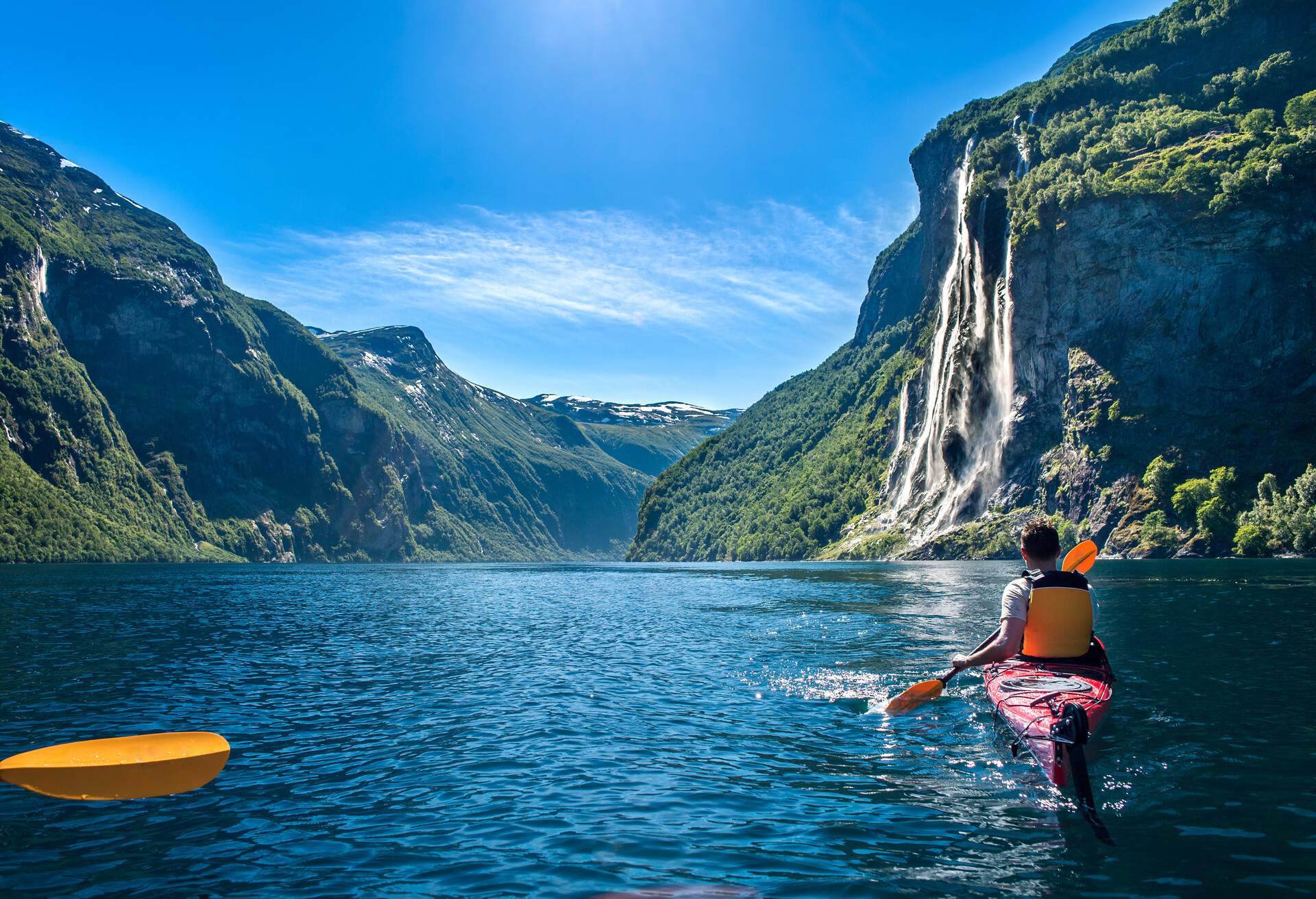 DEST_NORWAY_GEIRANGER-FJORD_GEIRANGERFJORD_THEME_NATURE_shutterstock-portfolio_1116256364