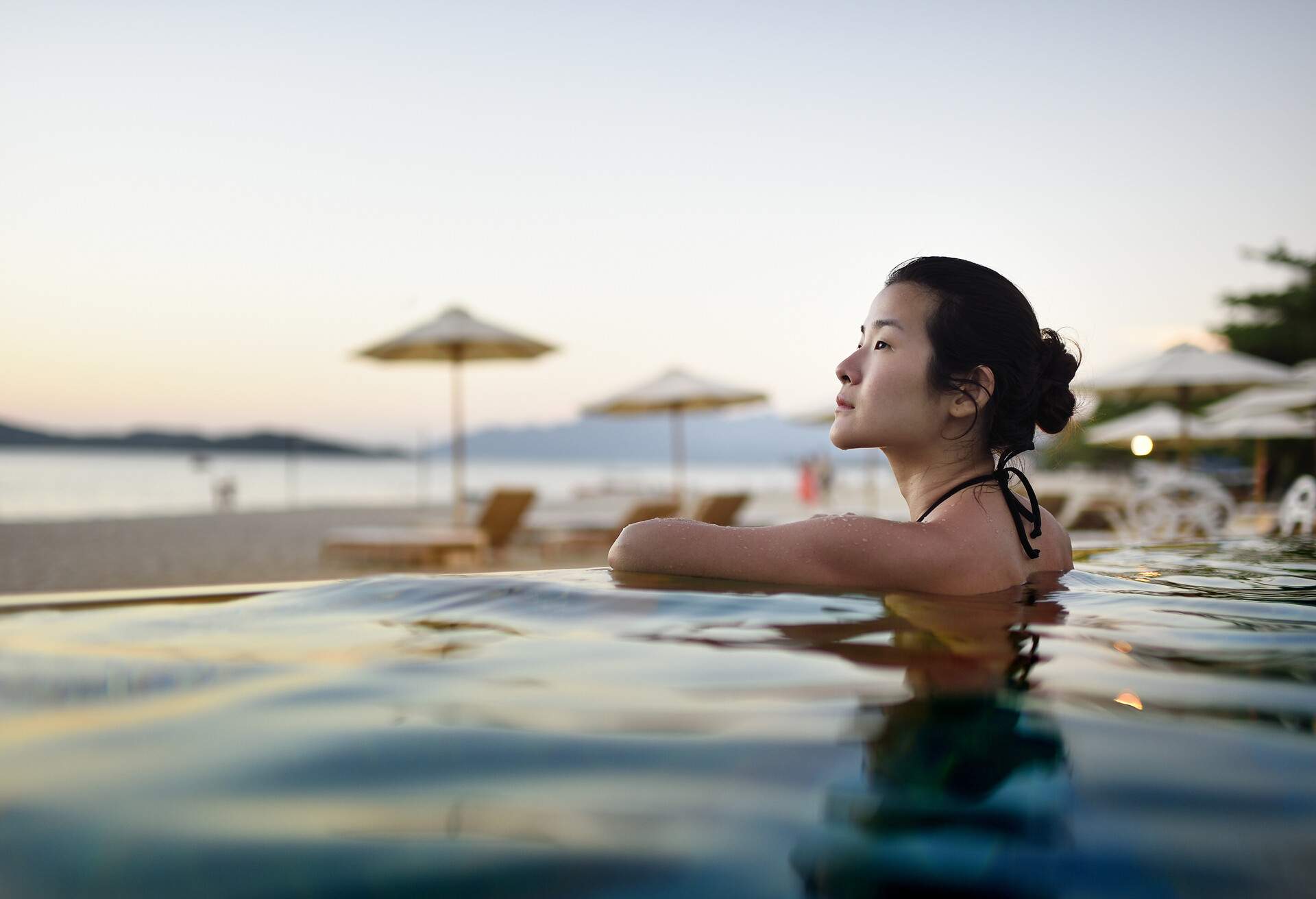 beach_pool_woman