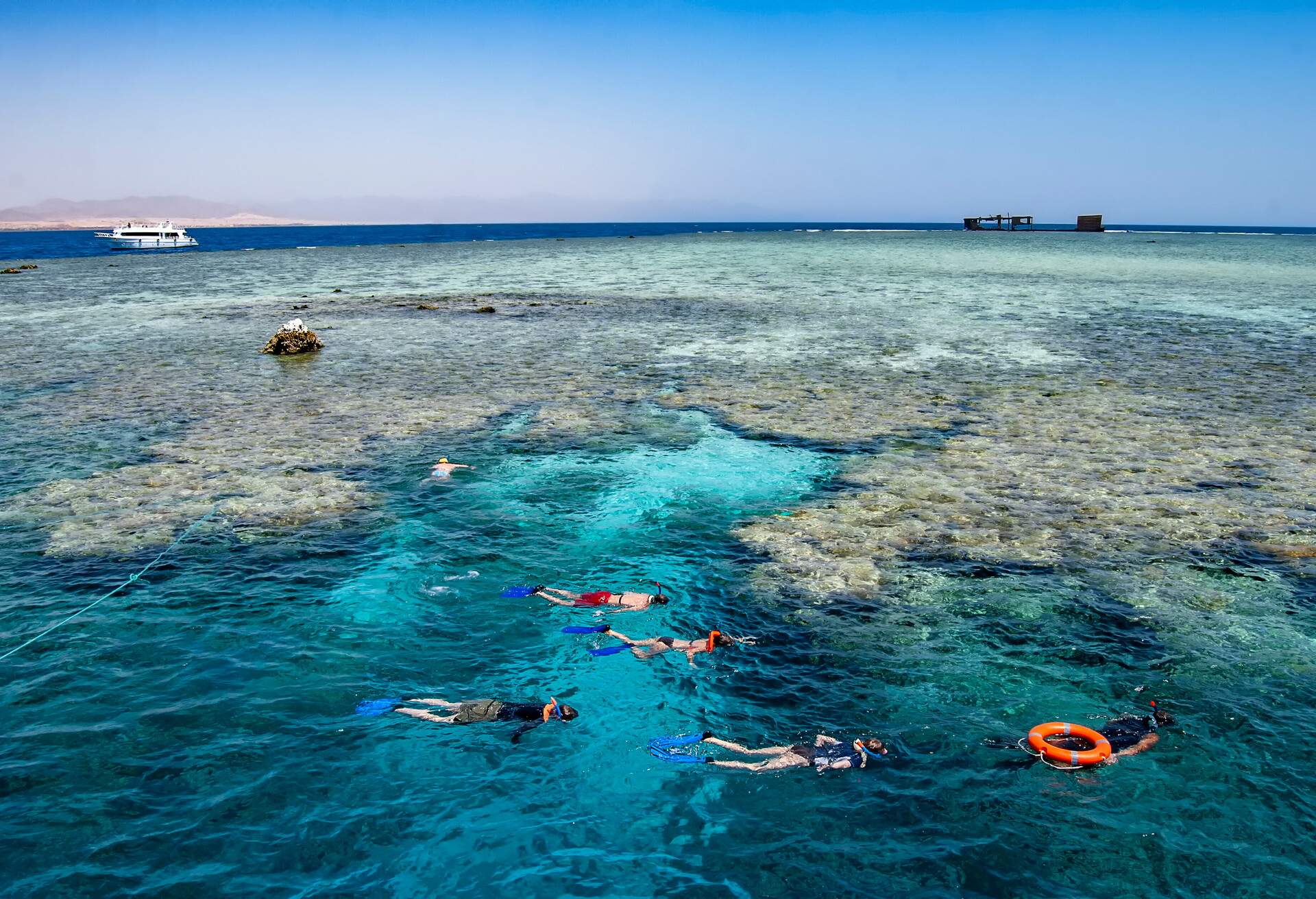 DEST_EGYPT_Sharm El Sheikh_THEME_SNORKELLING_TOUR_GettyImages-1168452166