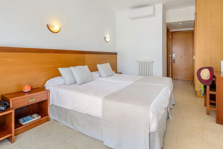 Hotel Vibra Palma Cactus in Palma de Mallorca, in Spanien ab 64 :  Angebote, Bewertungen, Fotos | momondo