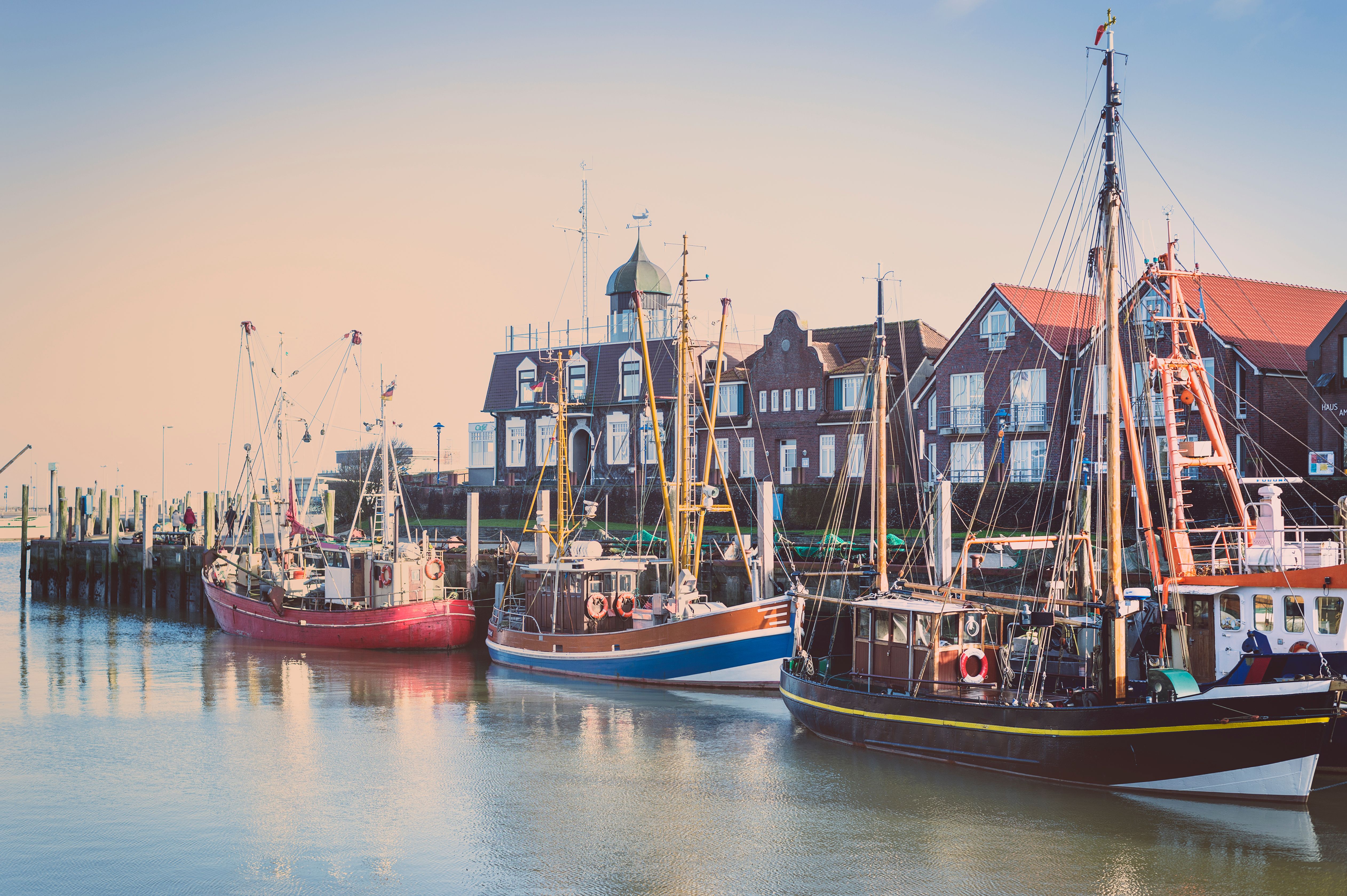Hotels Neuharlingersiel Ab 38 Gunstig Ubernachten In