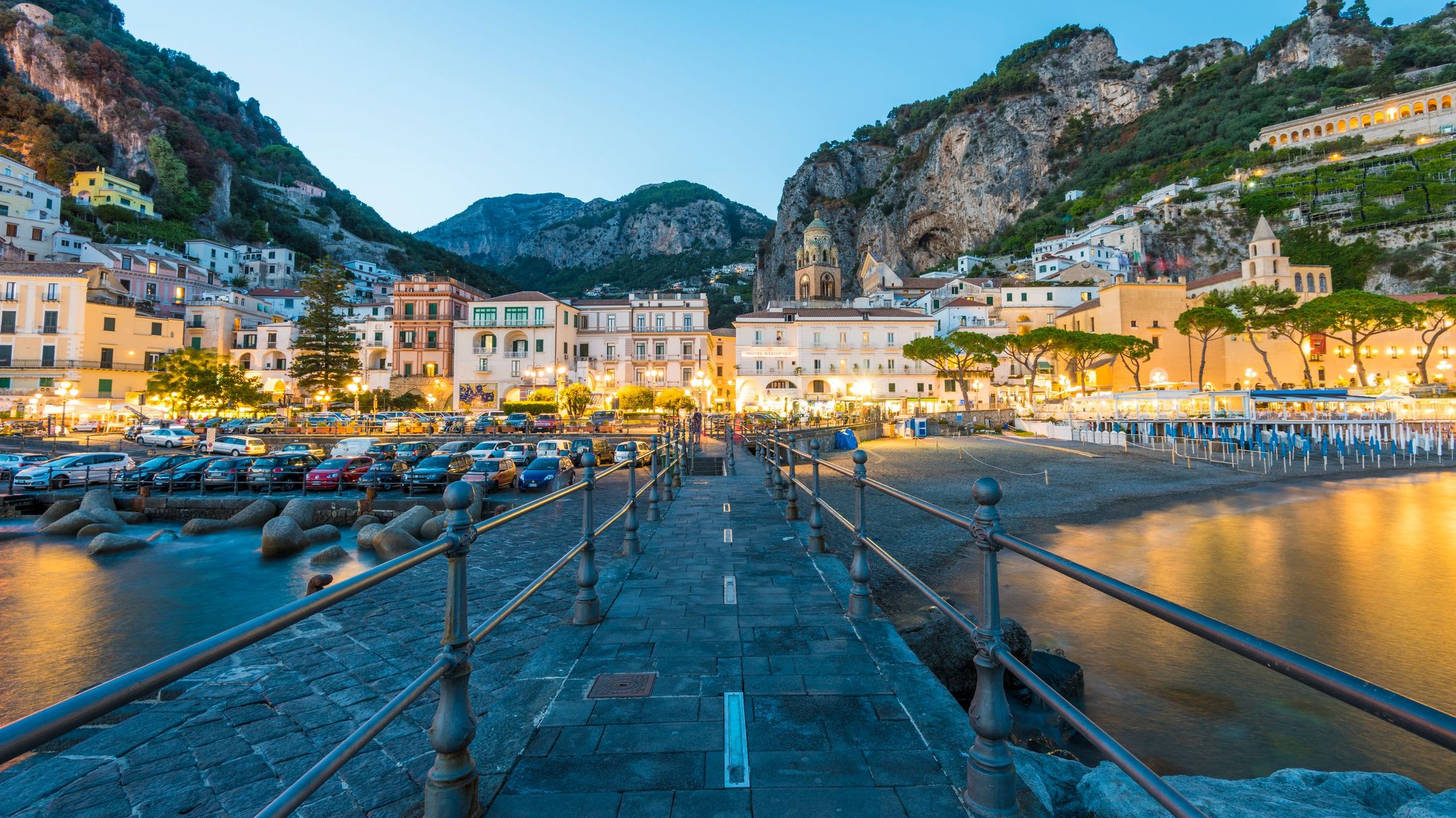 Hotels in Salerno ab 19 € Finde günstige Hotels mit momondo