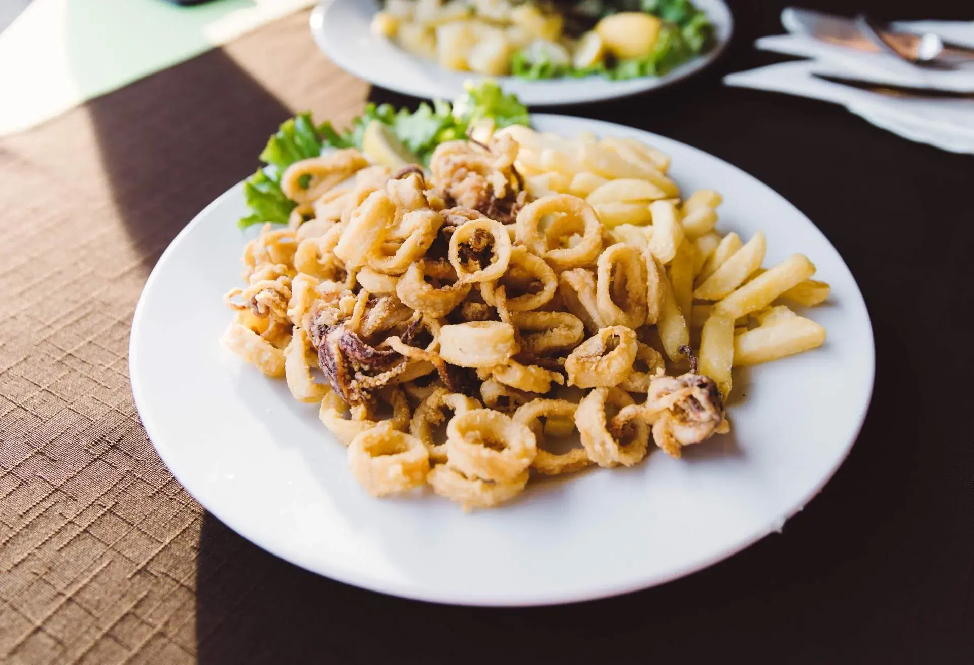 theme_croatian-cuisine_food_seafood_meal-gettyimages-1157564558_universal_within-usage-period_83430