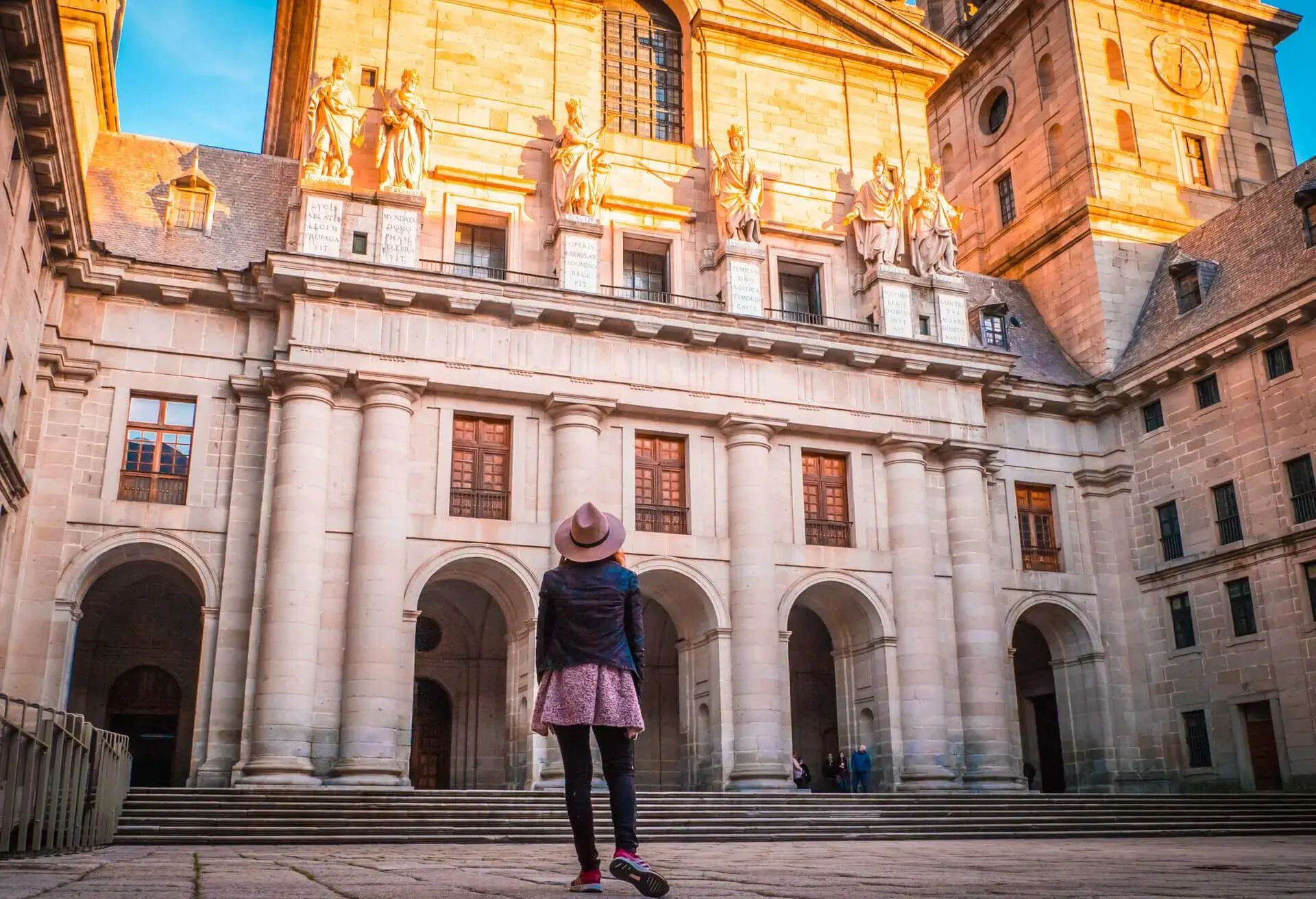 dest_spain_madrid_el-escorial_san-lorenzo-monastery_shutterstock-premier_1239400486_universal_within-usage-period_43193