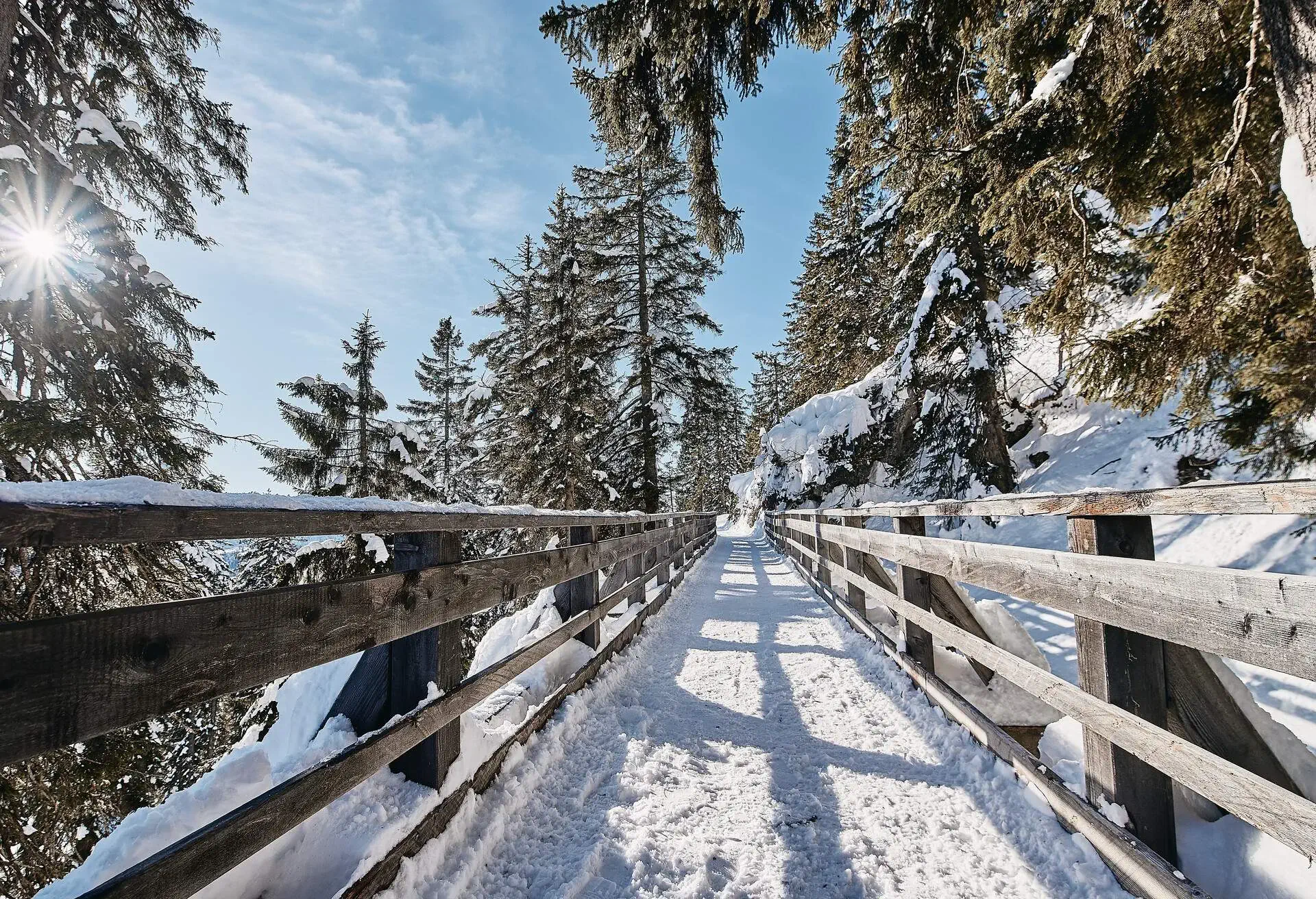 DEST_GERMANY_BAD-REICHENHALL_THEME_WINTER_GettyImages-1211604230