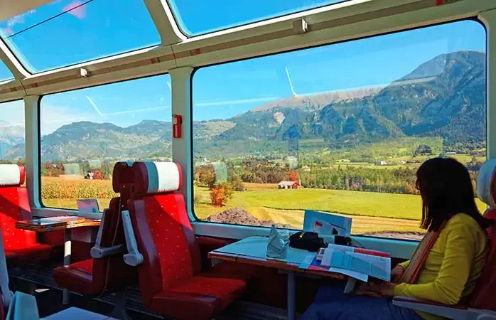 TRAIN_PHOTO