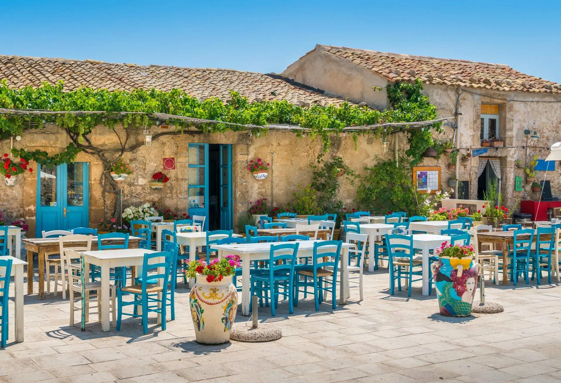 DEST_ITALY_MARZAMEMI_shutterstock-portfolio_1129894442