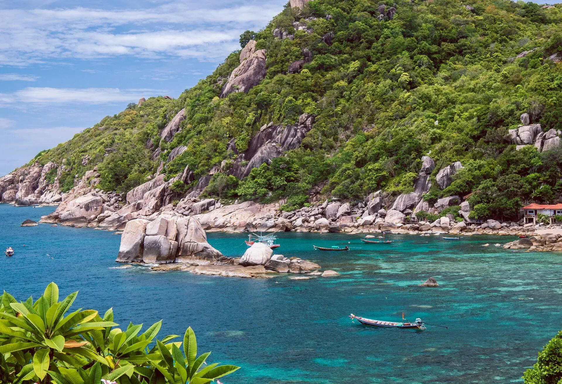 DEST_THAILAND_KOH-TEO_Tanote-Bay_GettyImages-610871936