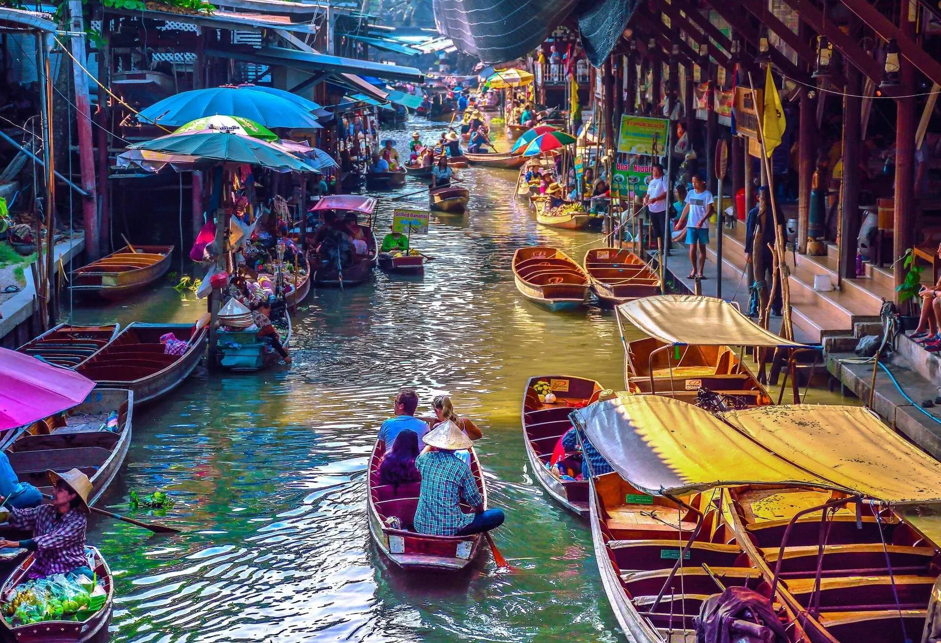 DEST_THAILAND_BANGKOK_FLOATING-MARKET_eyeem_68716502