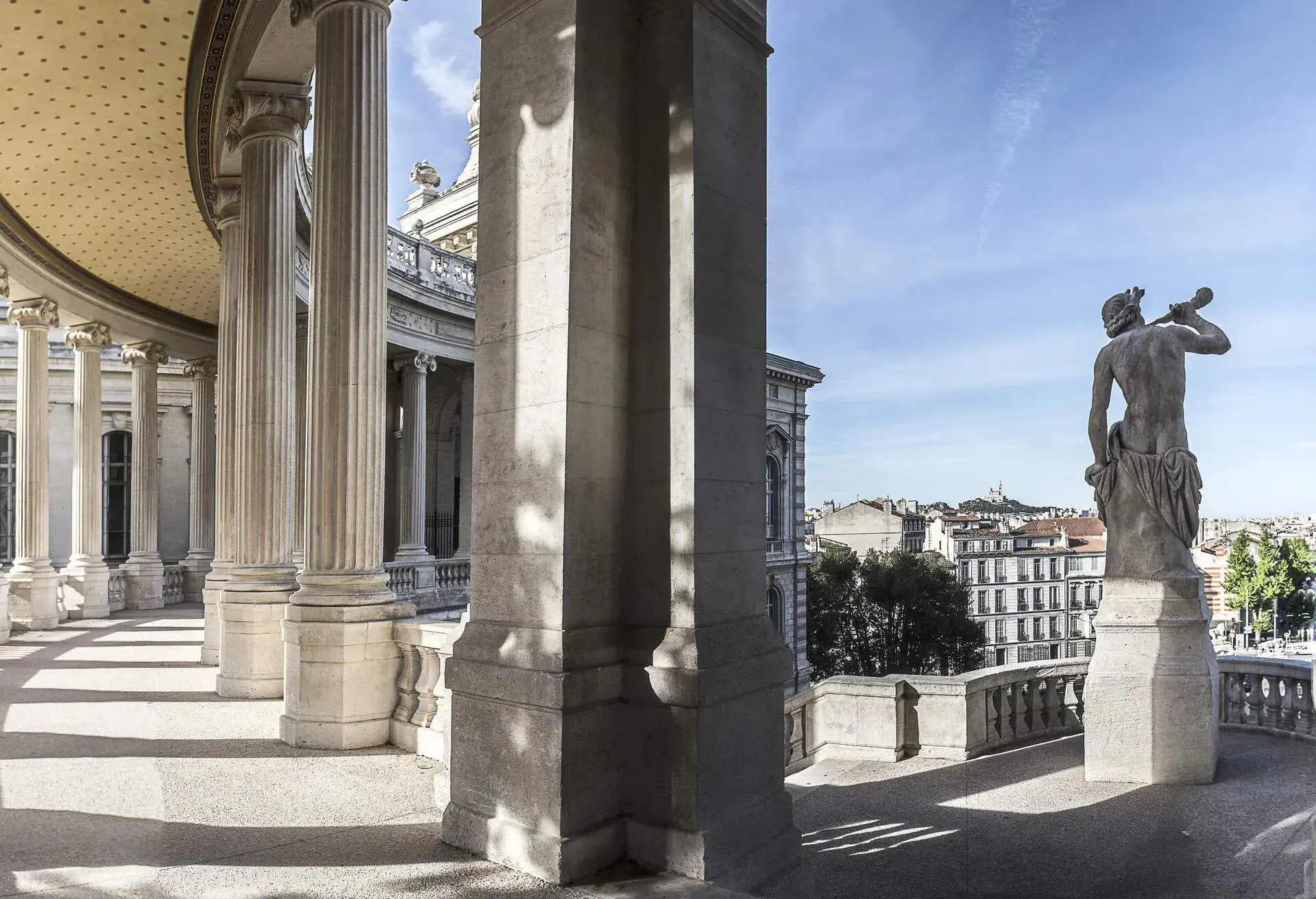 dest_france_marseille_palais-longchamp_gettyimages-559323589_universal_within-usage-period_89277