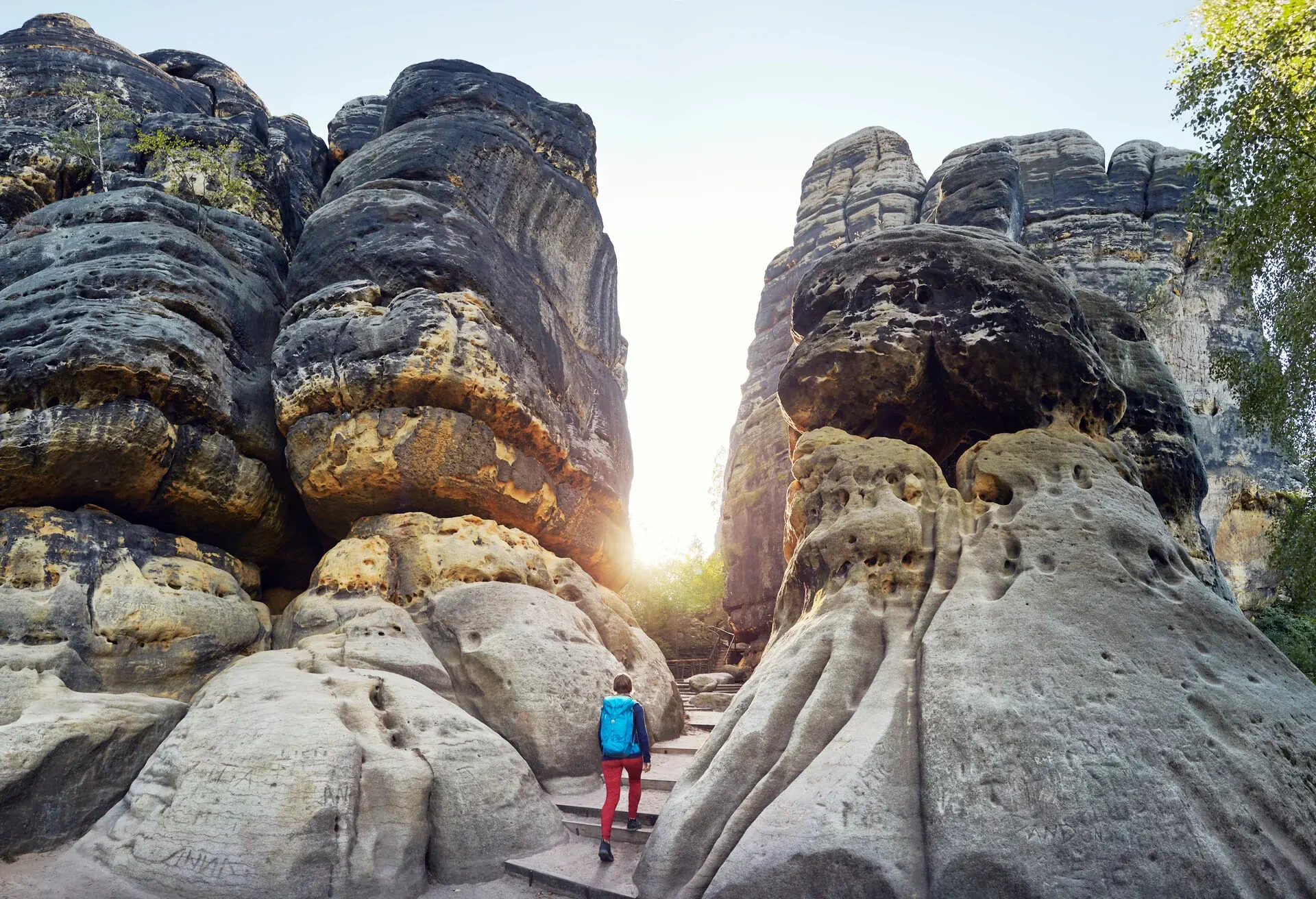DEST_GERMANY_SAXON-SWITZERLAND_SÄCHSISCHE-SCHWEIZ_THEME_HIKING_GettyImages-1298612186