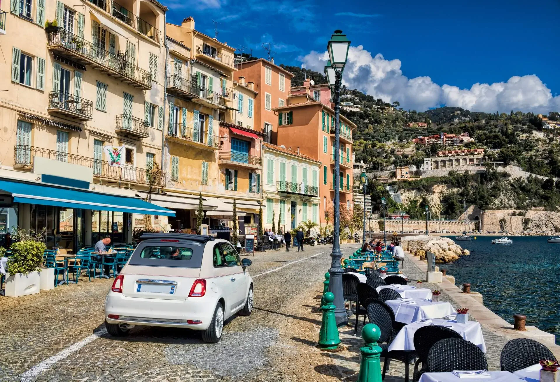 DEST_FRANCE_VILLEFRANCHE-SUR-MER_THEME_CAR_DRIVING-shutterstock-portfolio_1368343406
