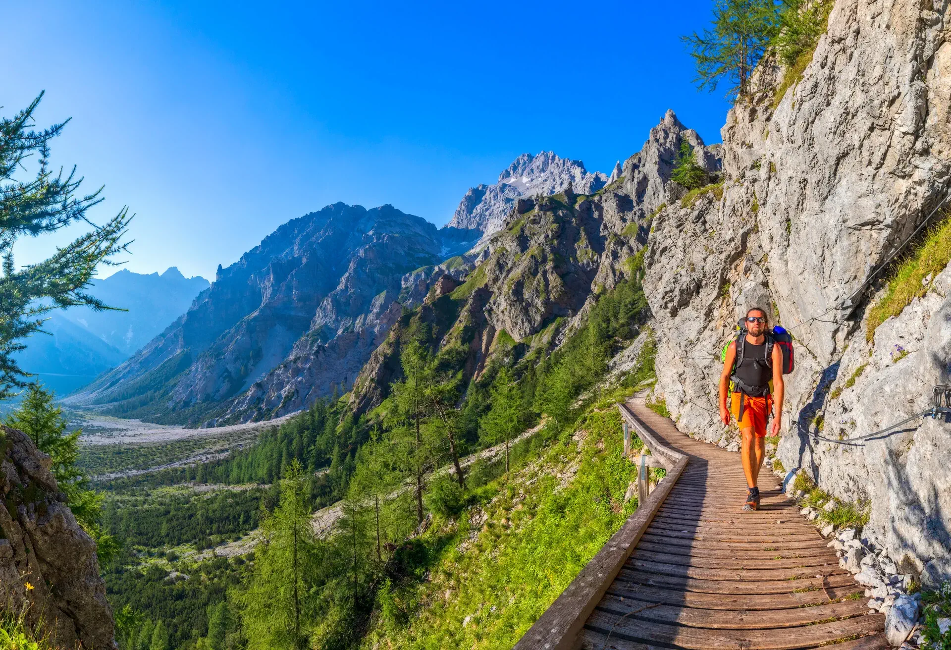 DEST_GERMANY_KÖNIGSSEE_BERCHTESGADEN_Wimbachgries_THEME_HIKING_GettyImages-1165346408