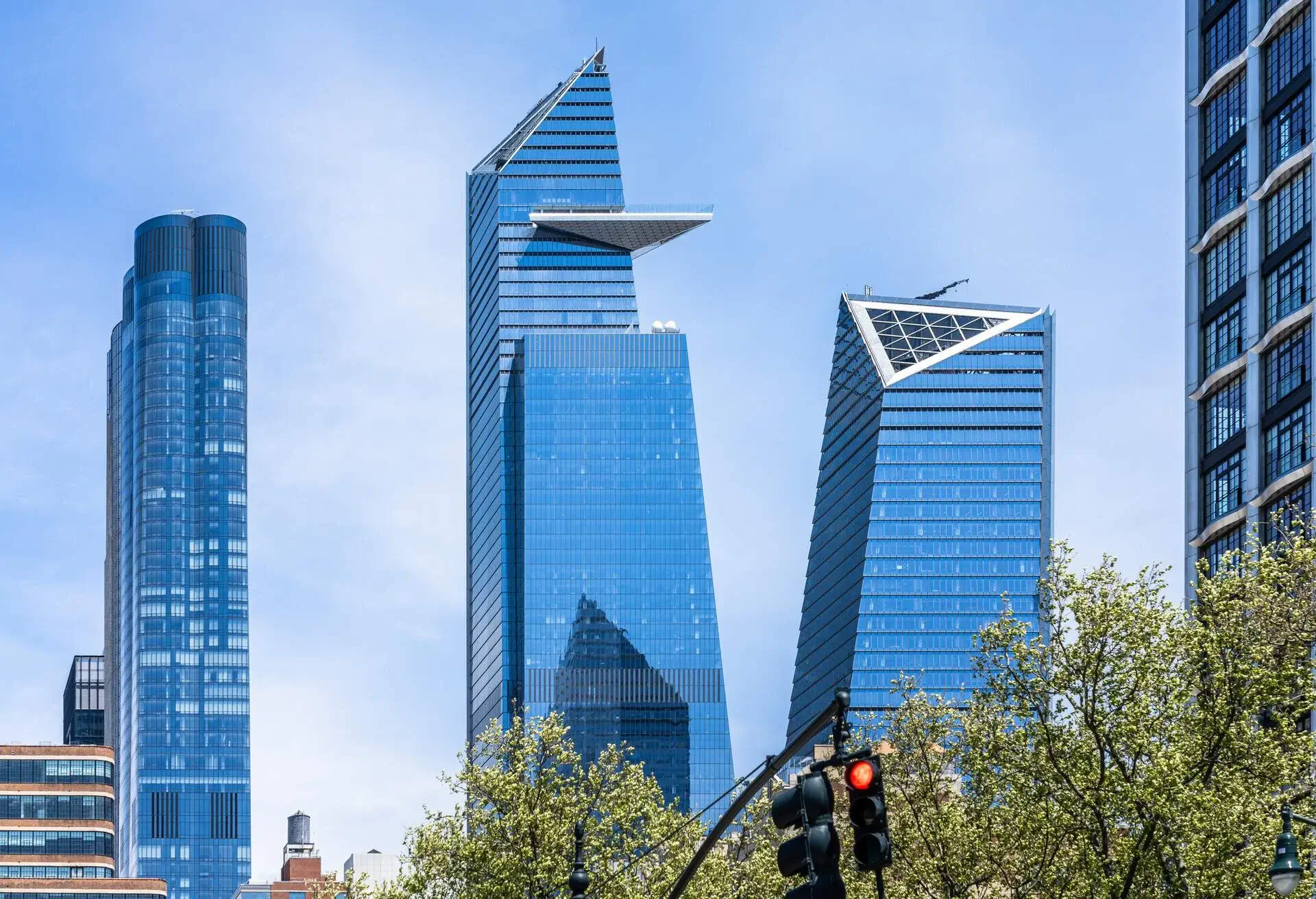 This view from Hudson River Park near Chelsea Piers looks north toward Hudson Yards in New York. Hudson Yards is a multi building development with commercial, residential and retail occupancy. Seen here are 15, 30 and 10 Hudson Yards, a luxury residential tower and two office towers.