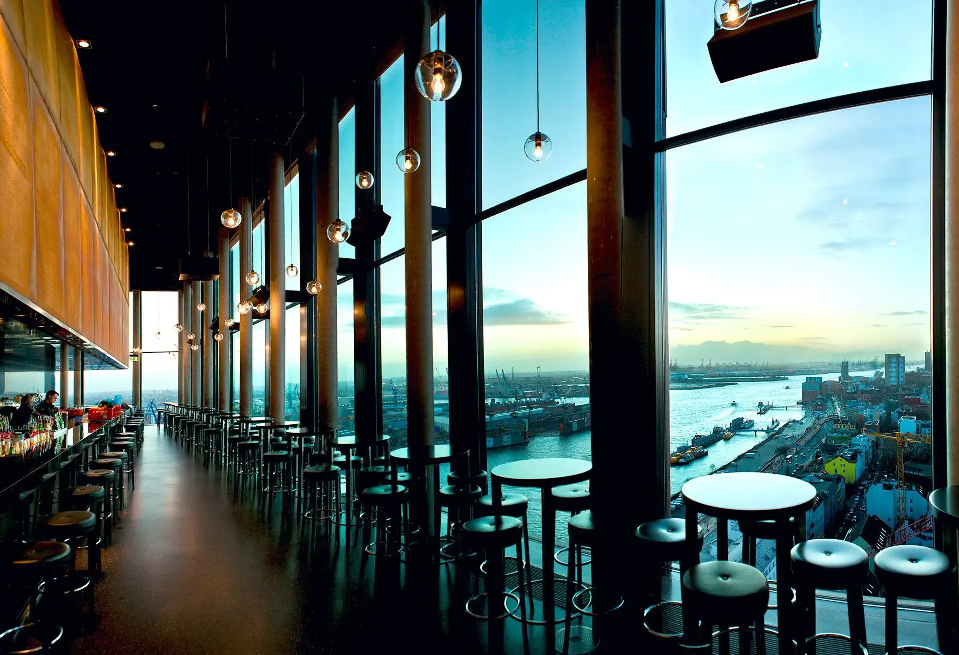 skyline bar 20up hamburg