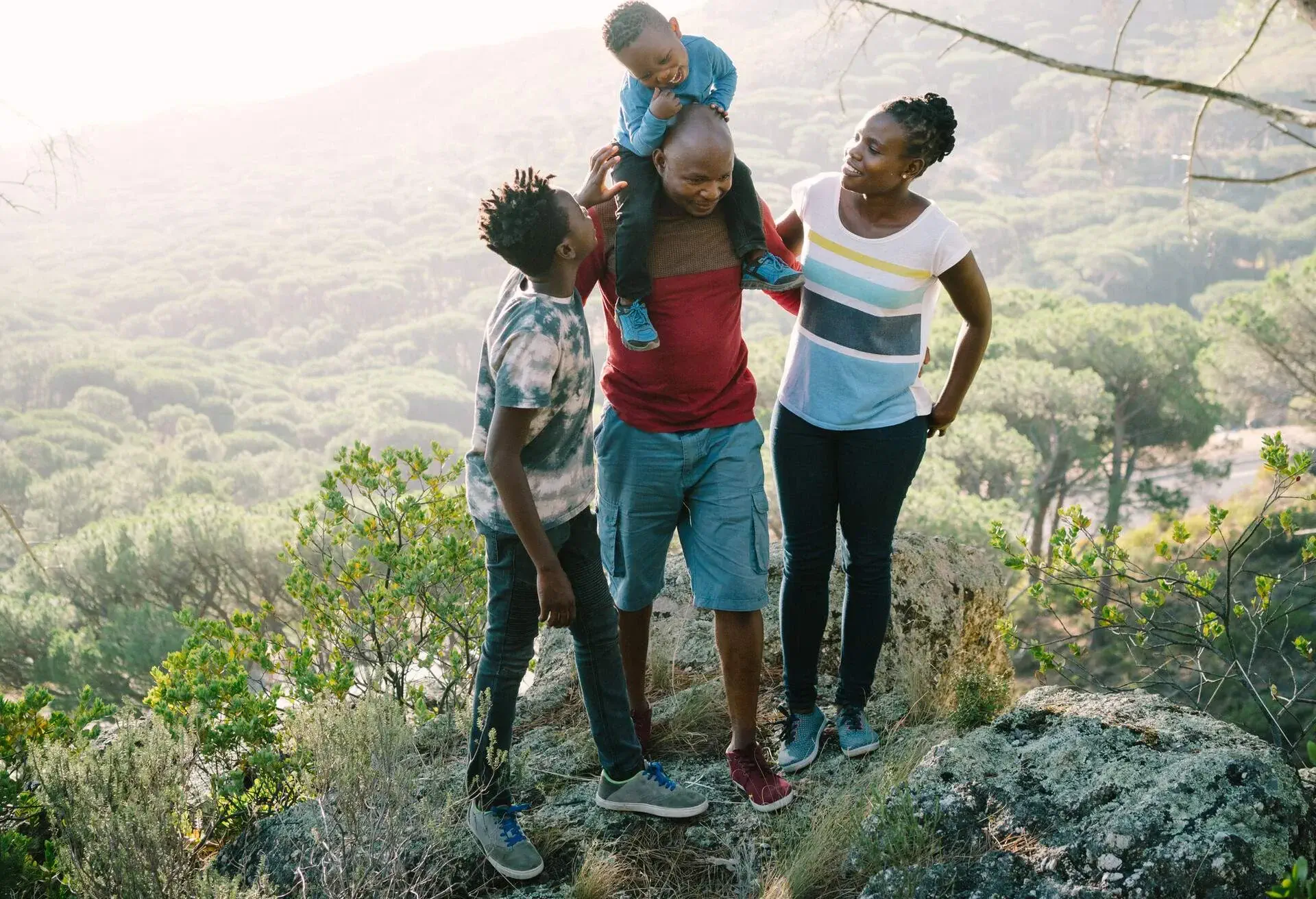 theme_people_family_vacation_travel_adventure_hiking_mountains-stocksy_1973304txp24b3f419hvg300_universal_within-usage-period_82442