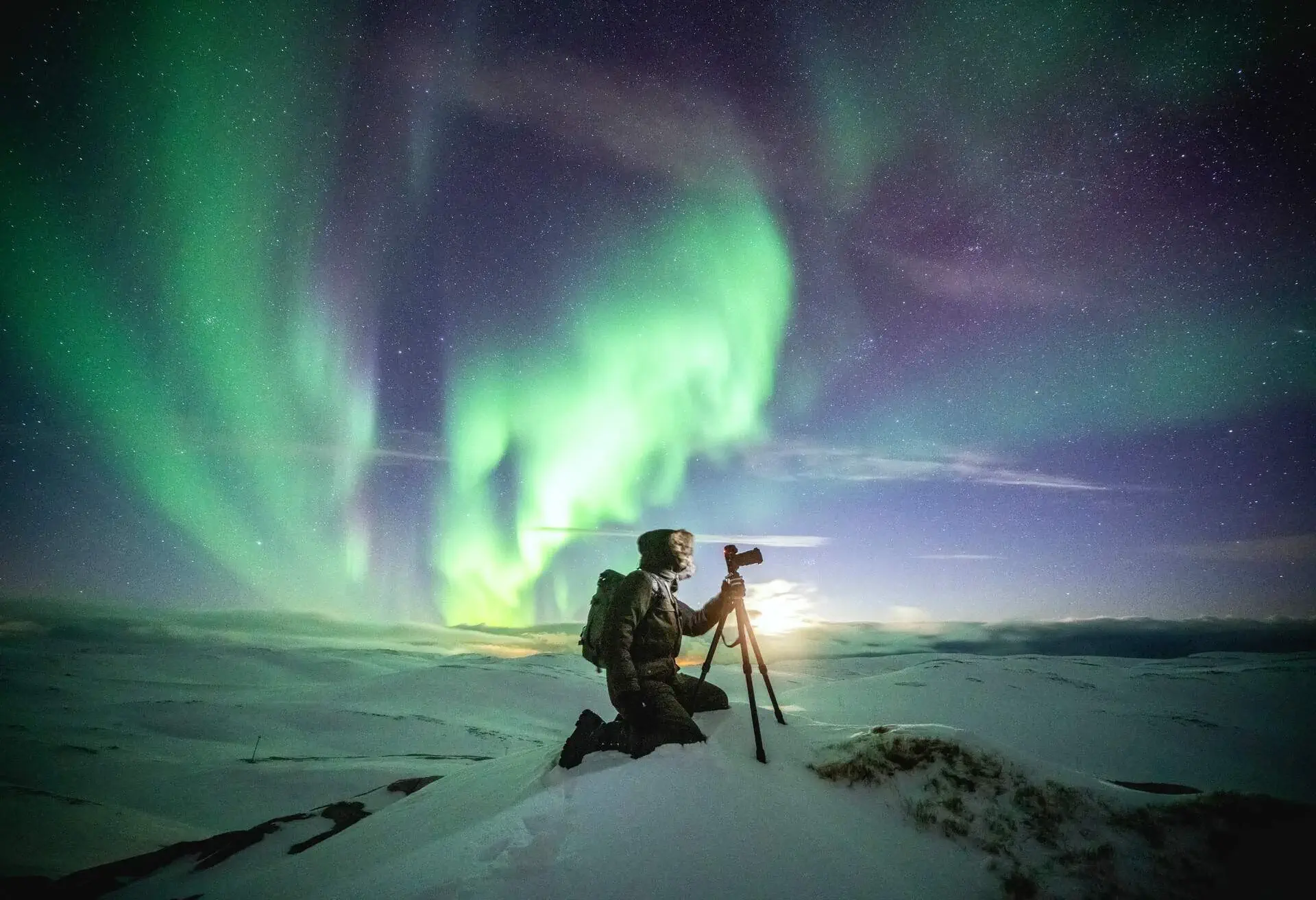 DEST_NORWAY_NORDKAPP_NORTH_CAPE_NORTHERN_LIGHTS_GettyImages-1282899358