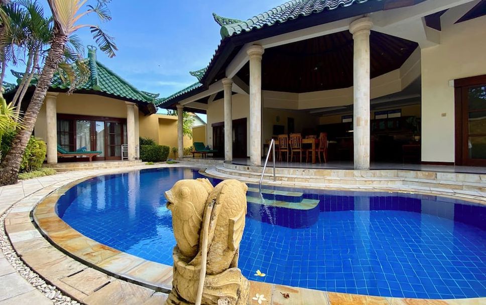 Pool Foto