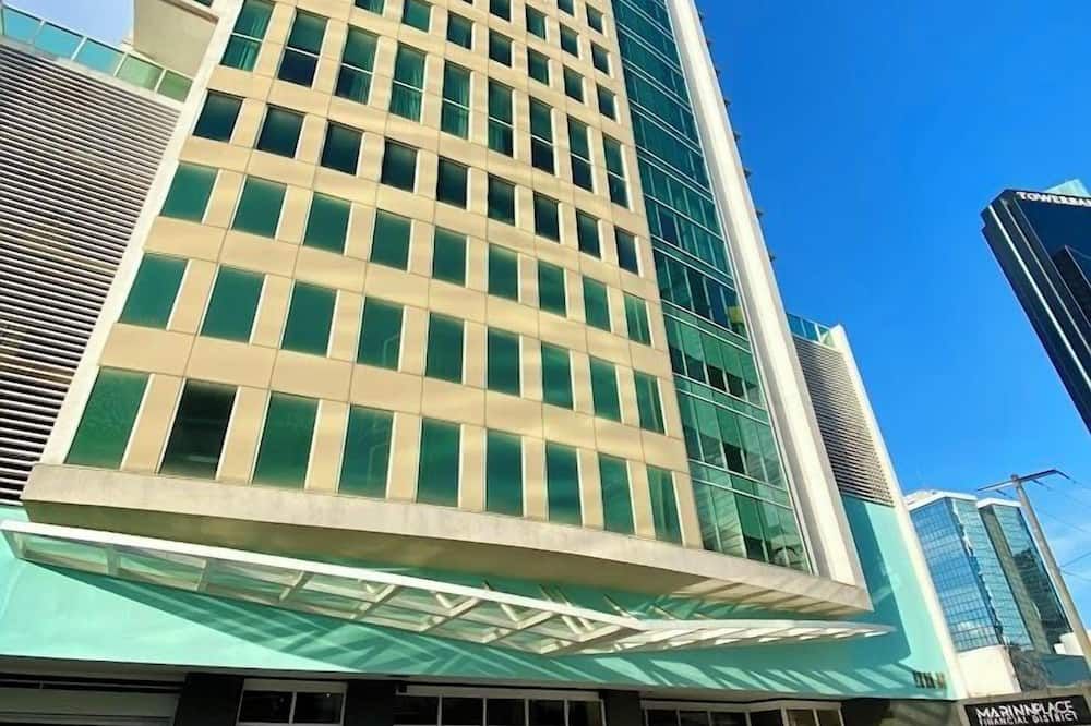 Gebäude