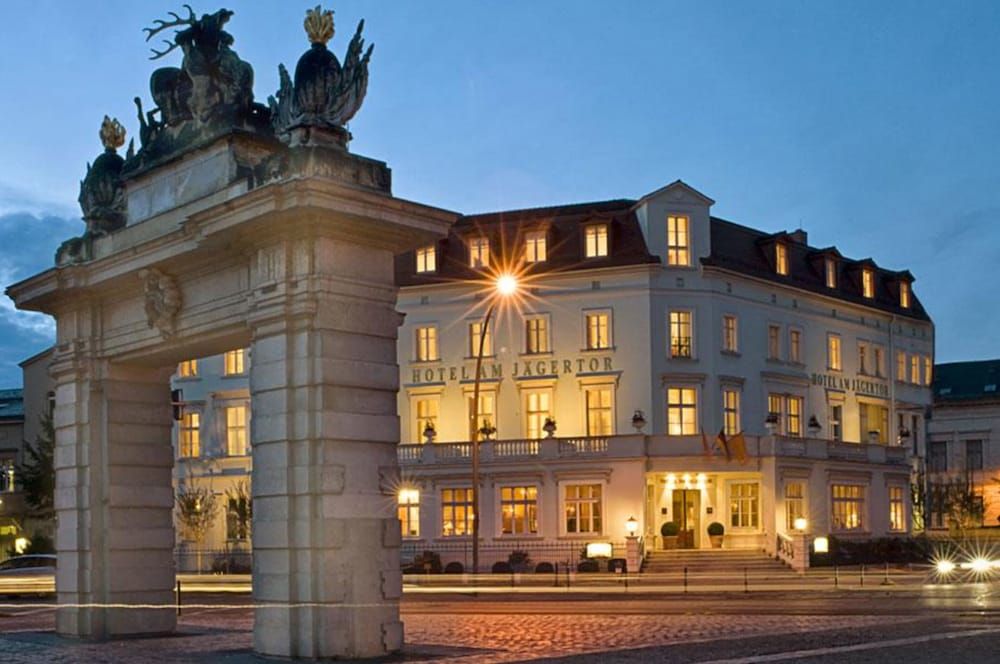Gebäude