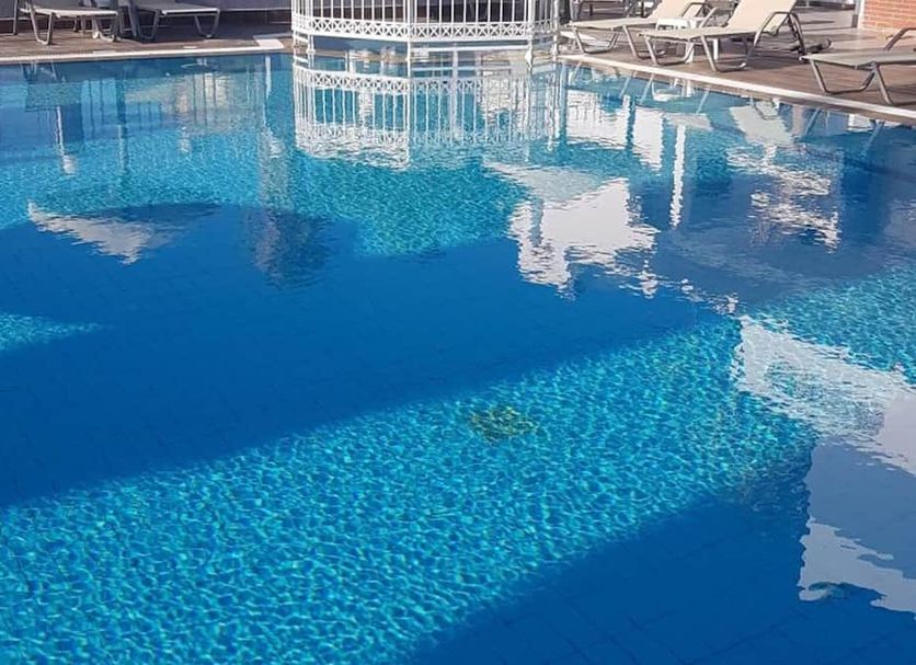 Pool Foto