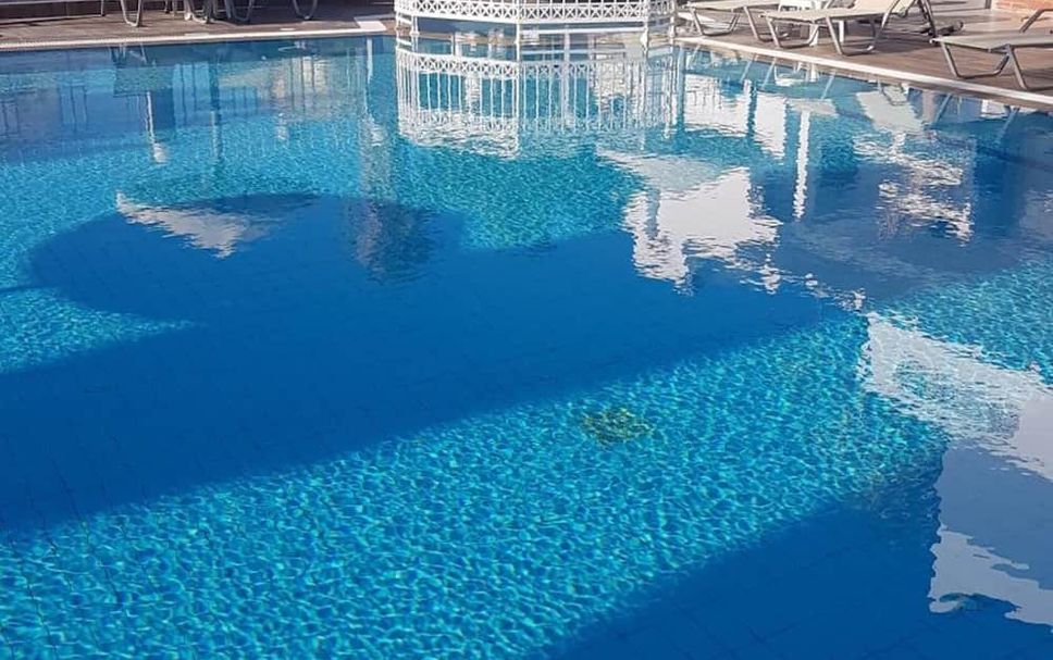 Pool Foto