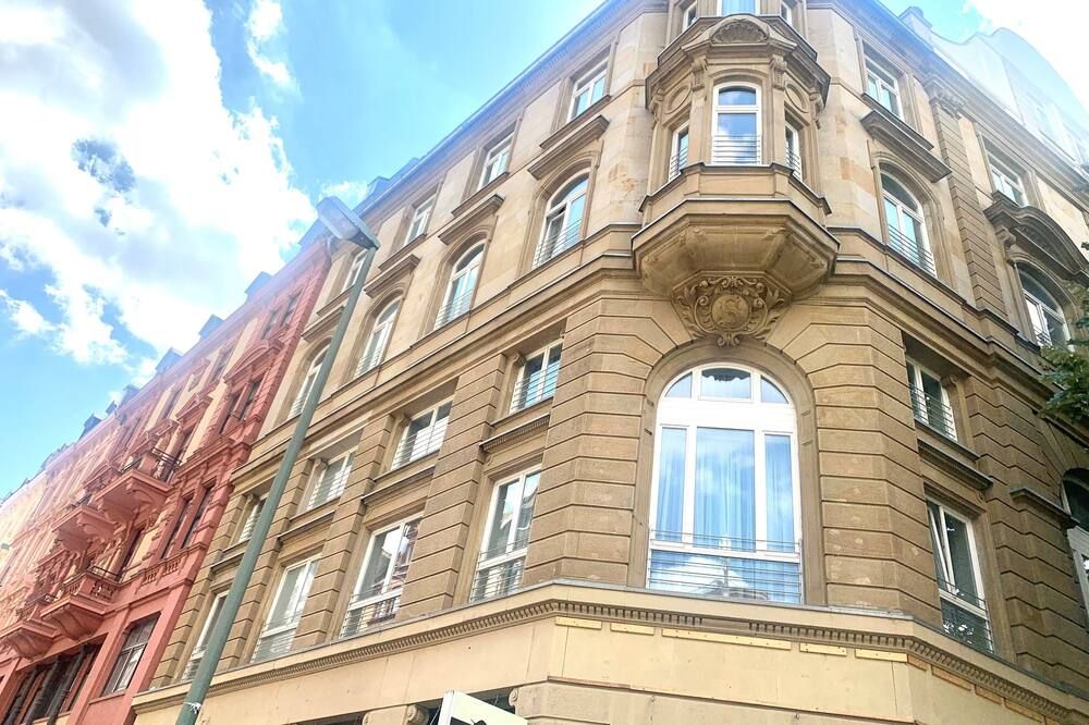 Gebäude