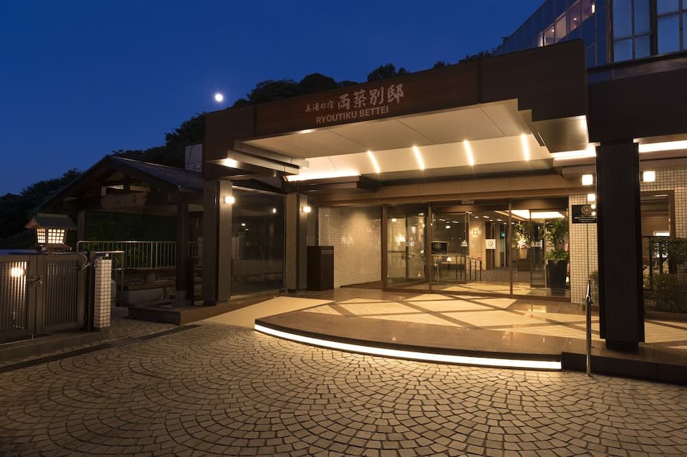 Gebäude