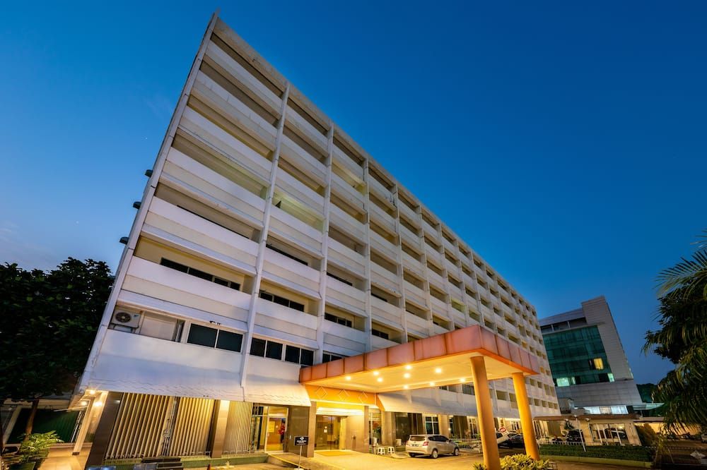 Gebäude