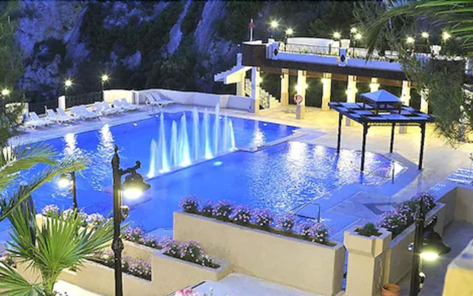 Pool Foto