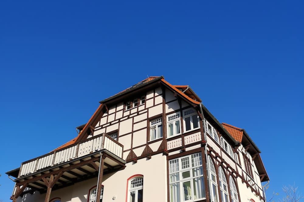Gebäude