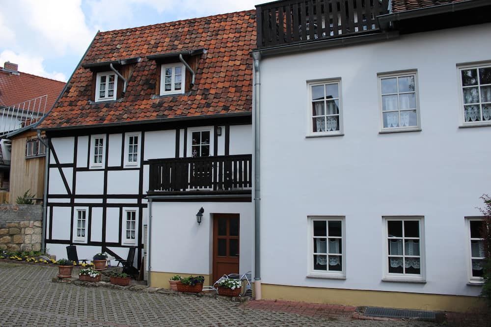 Gebäude