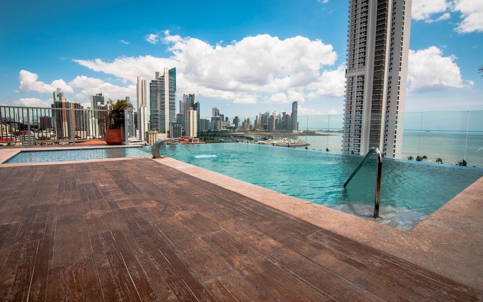 Pool Foto